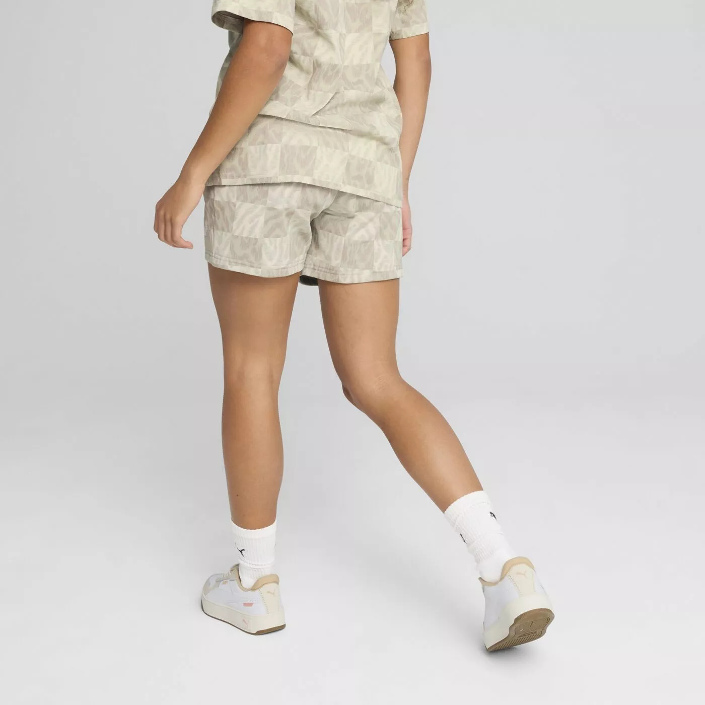 Puma შორტი