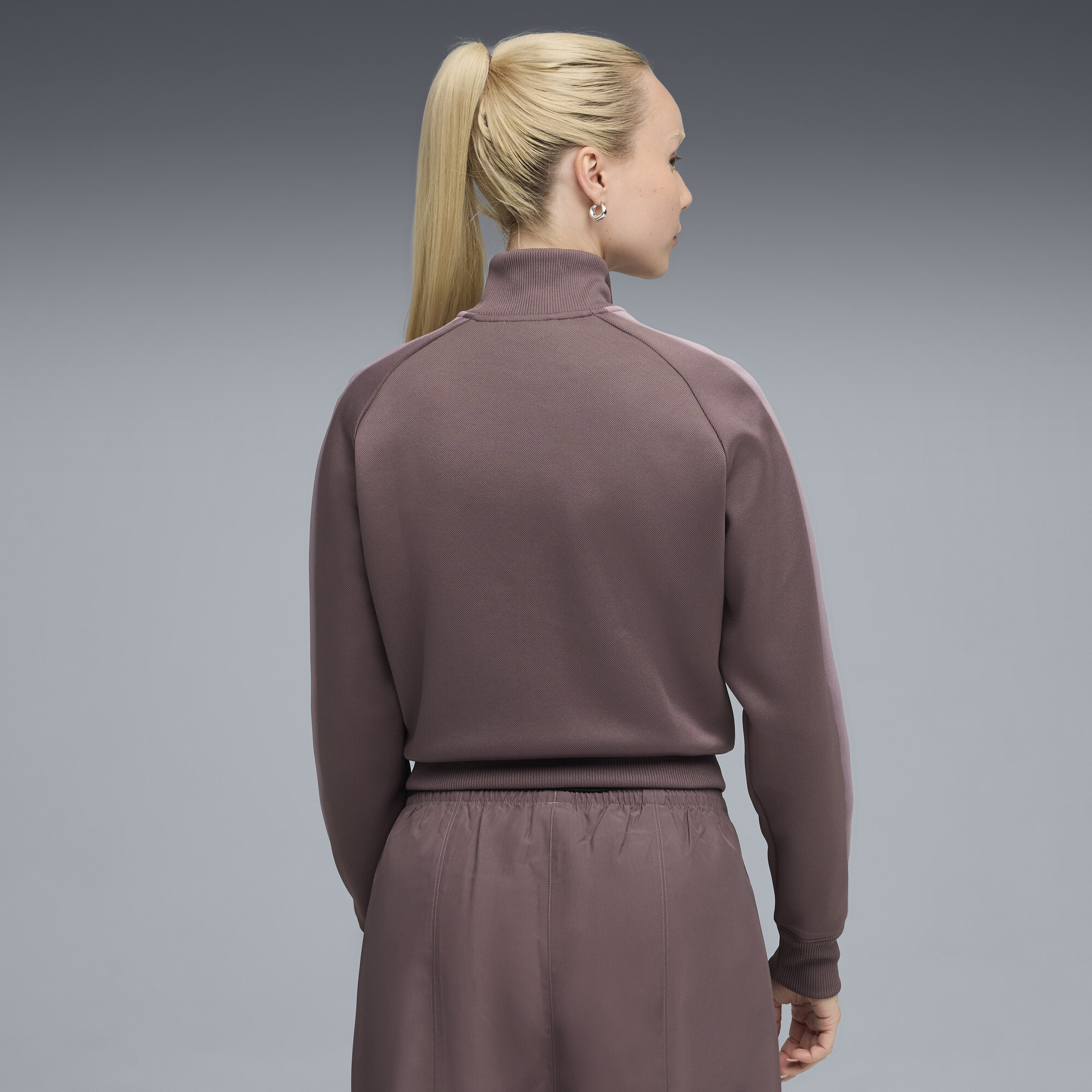 ქალის ჯემპრი