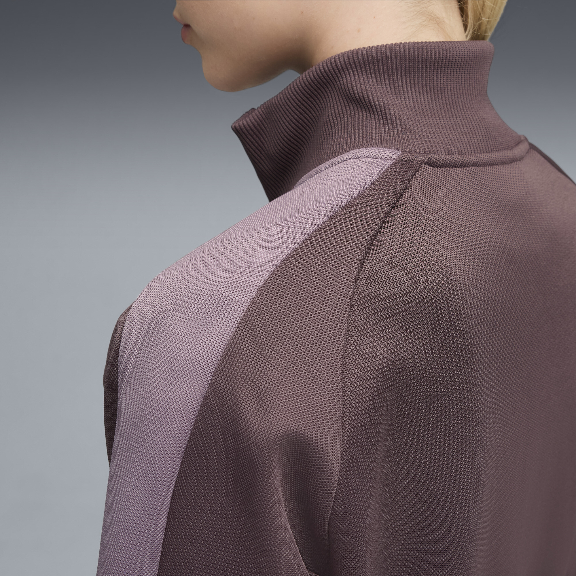 ქალის ჯემპრი