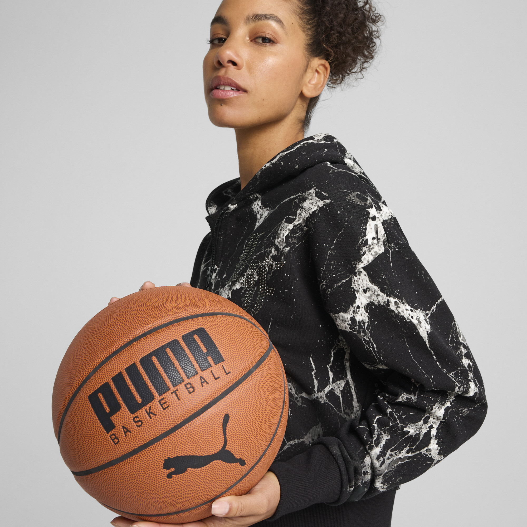 Puma ქალის ჯემპრი