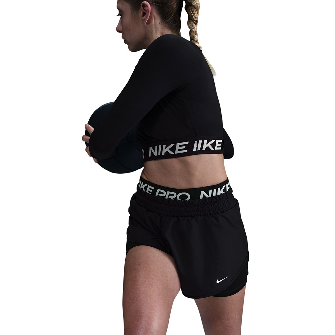 Nike ქალის შორტი