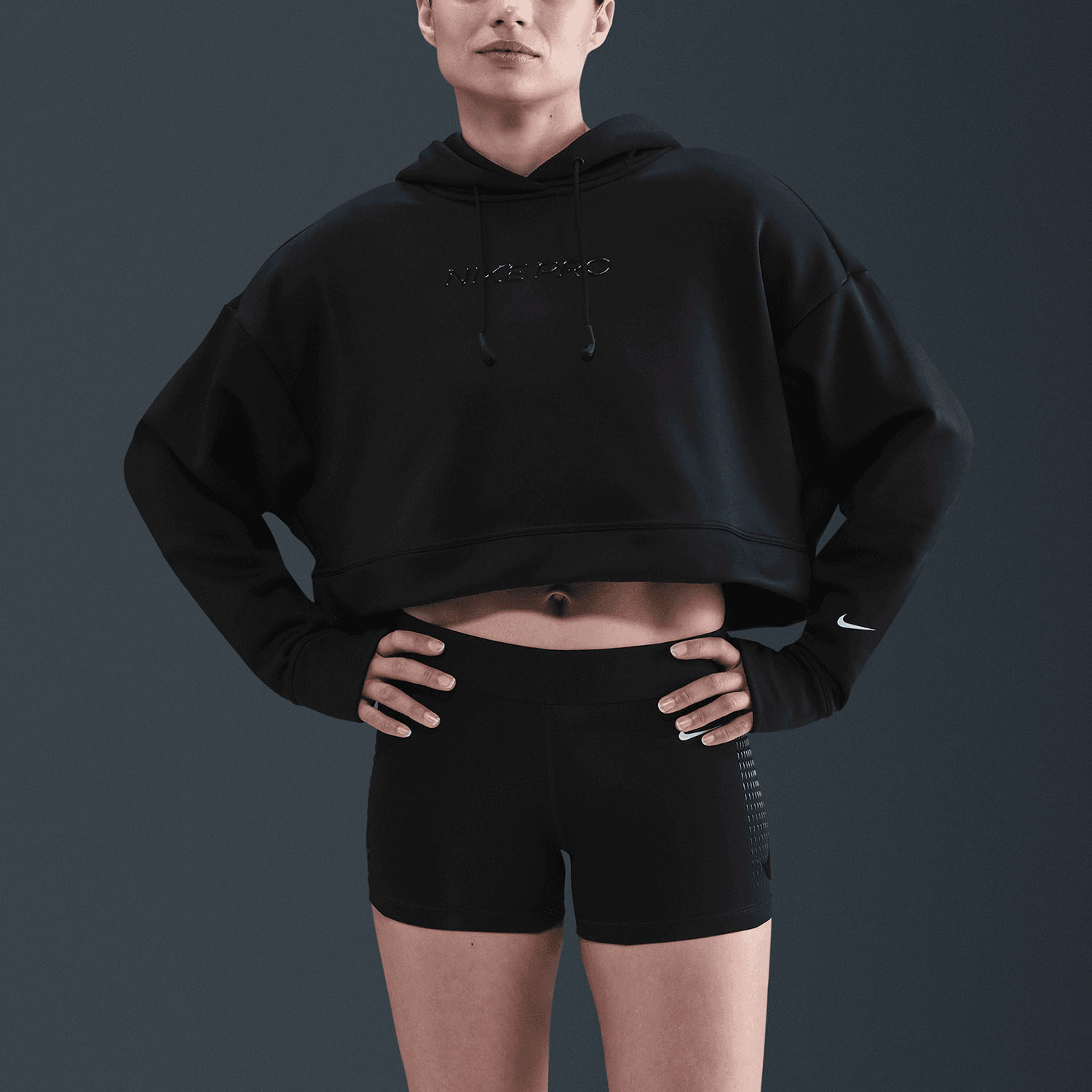 Nike ქალის ჯემპრი