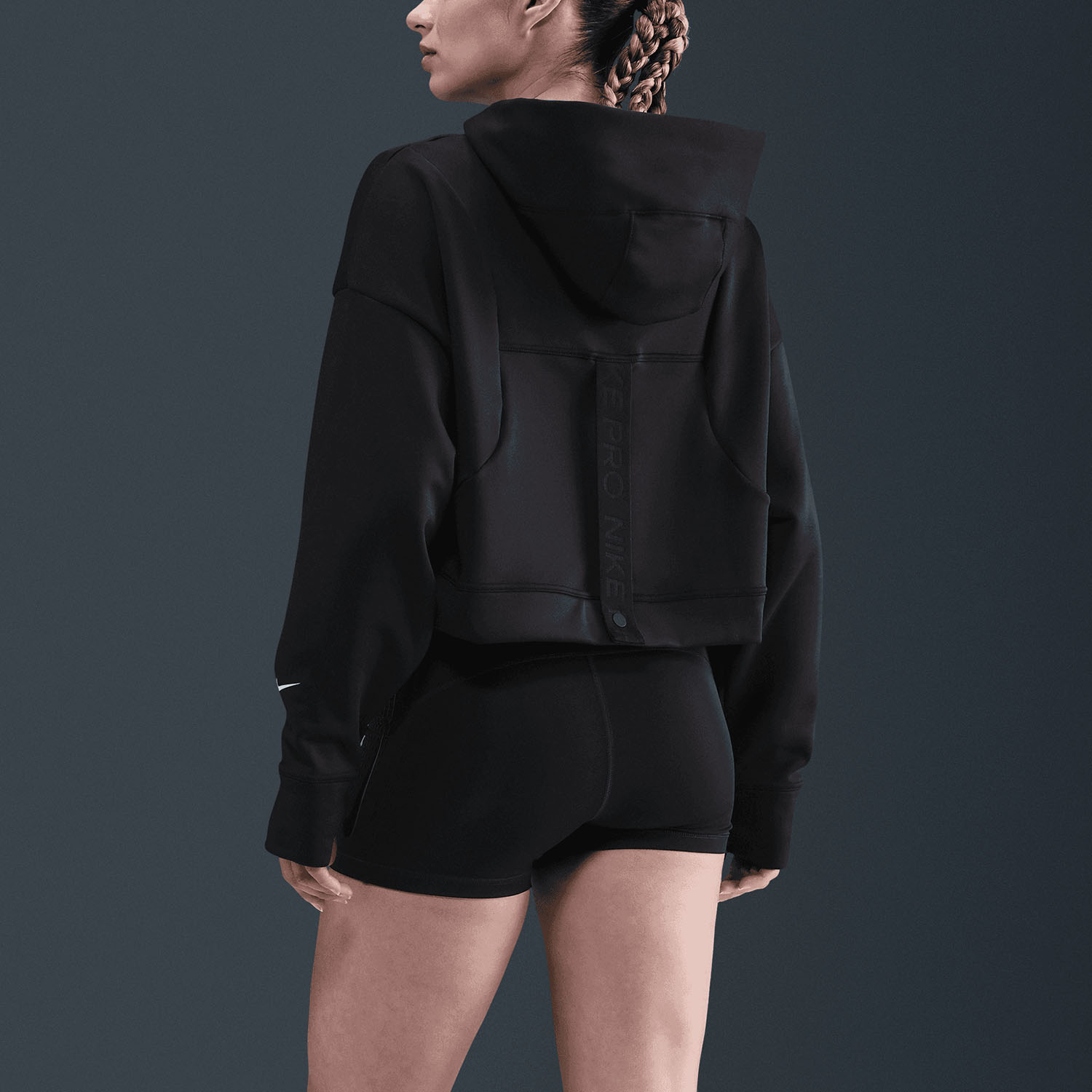 Nike ქალის ჯემპრი