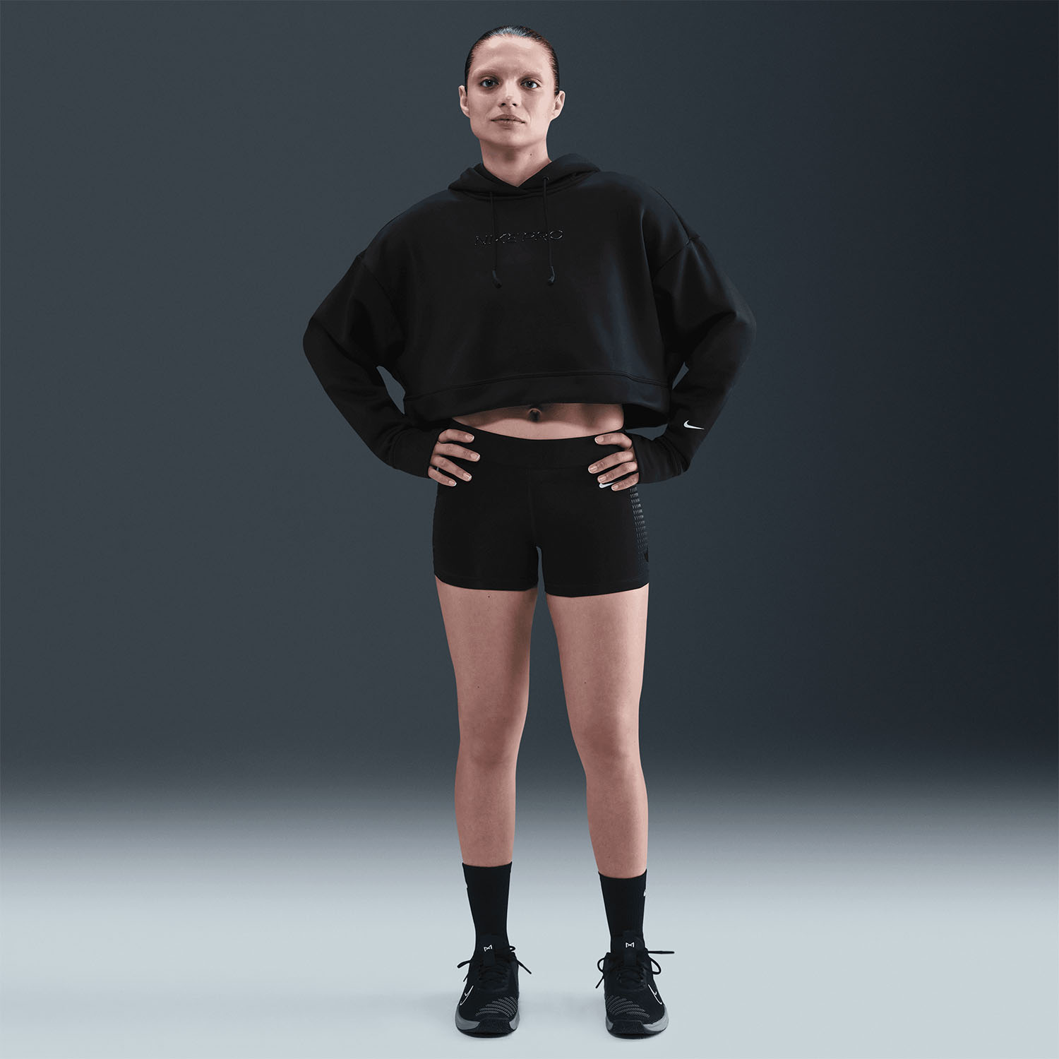 Nike ქალის ჯემპრი