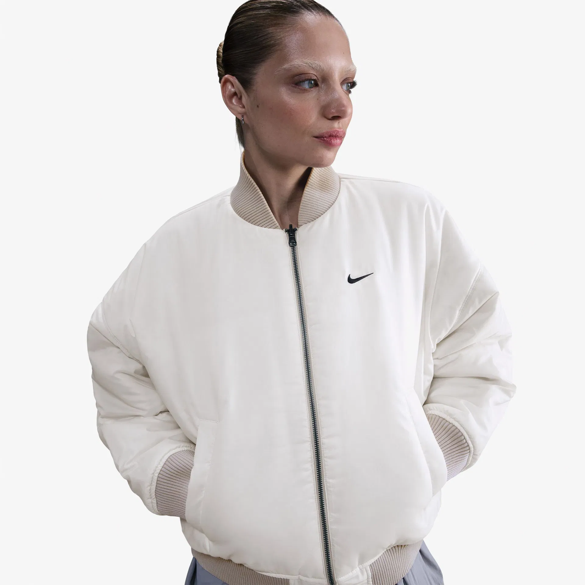 ქალის ქურთუკი