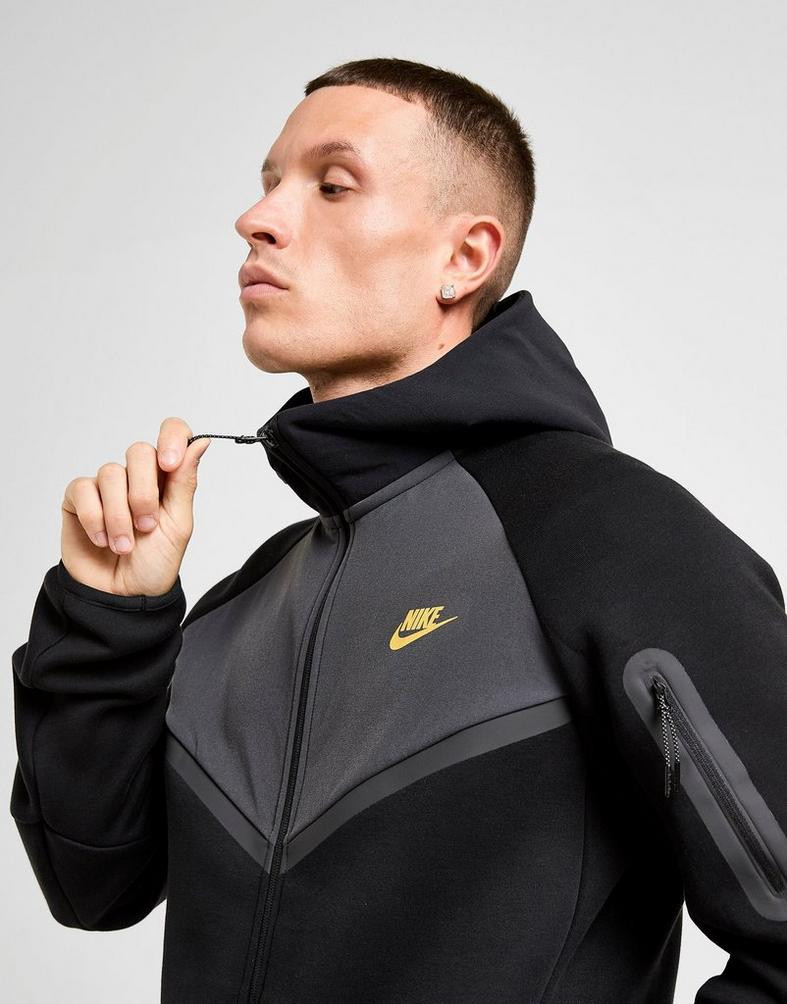 Nike მამაკაცის ჯემპრი