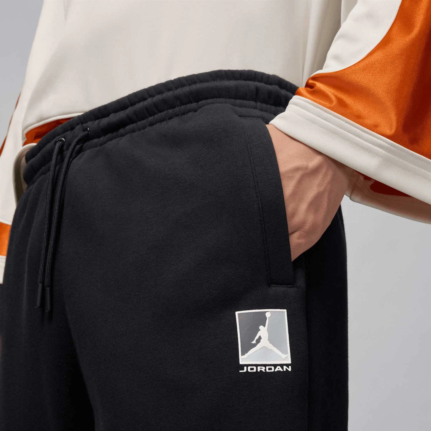 Nike მამაკაცის სპორტული შარვალი