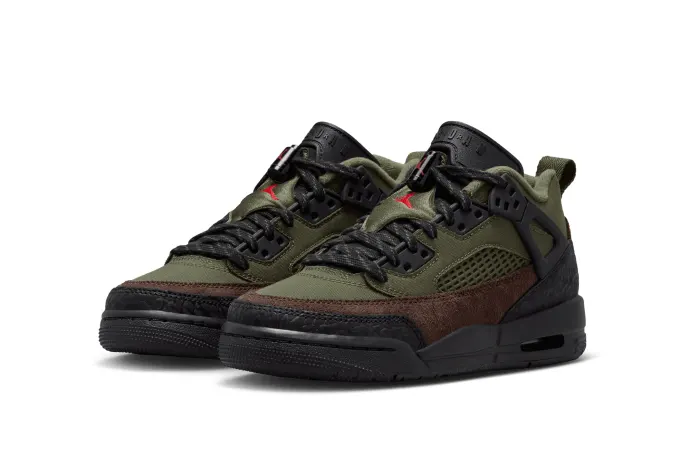 ბავშვის სპორტული ფეხსაცმელი