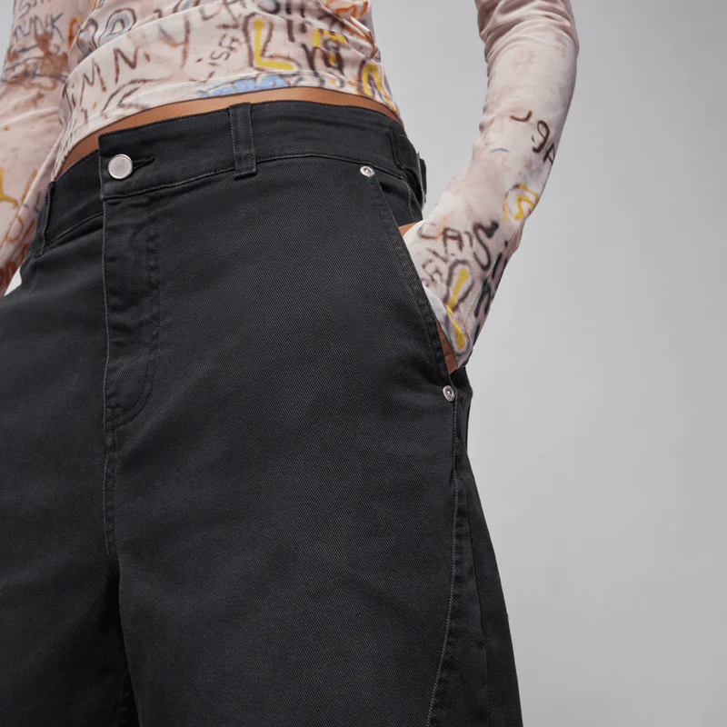 ქალის შარვალი