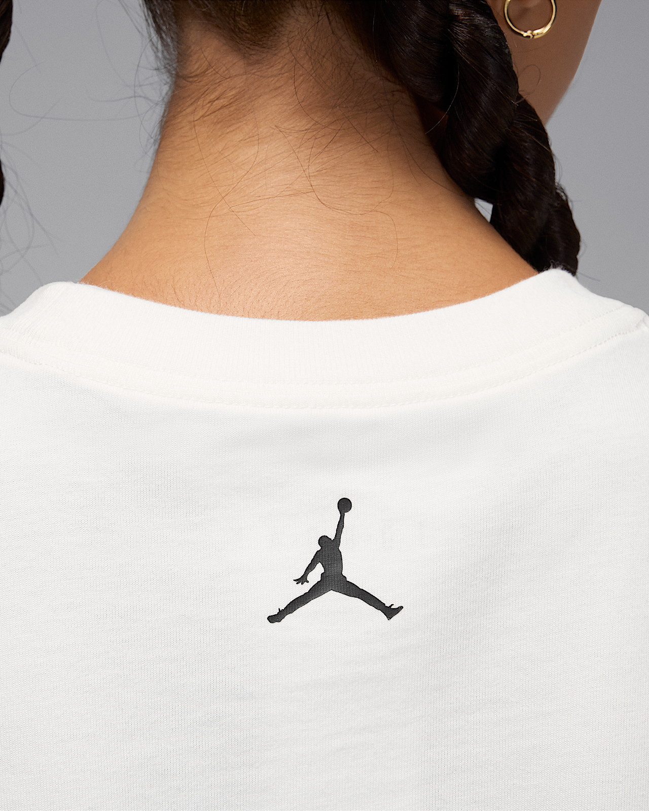 ქალის მაისური