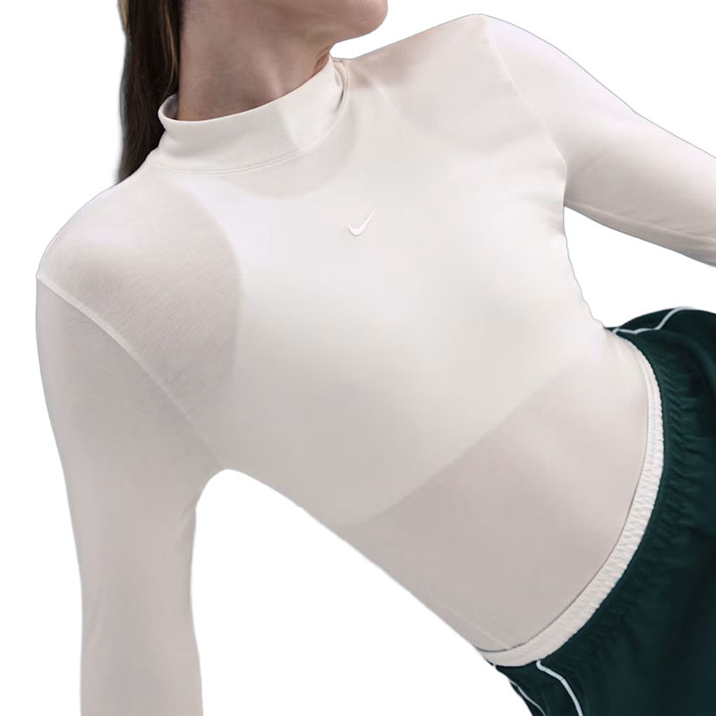 ქალის მაისური