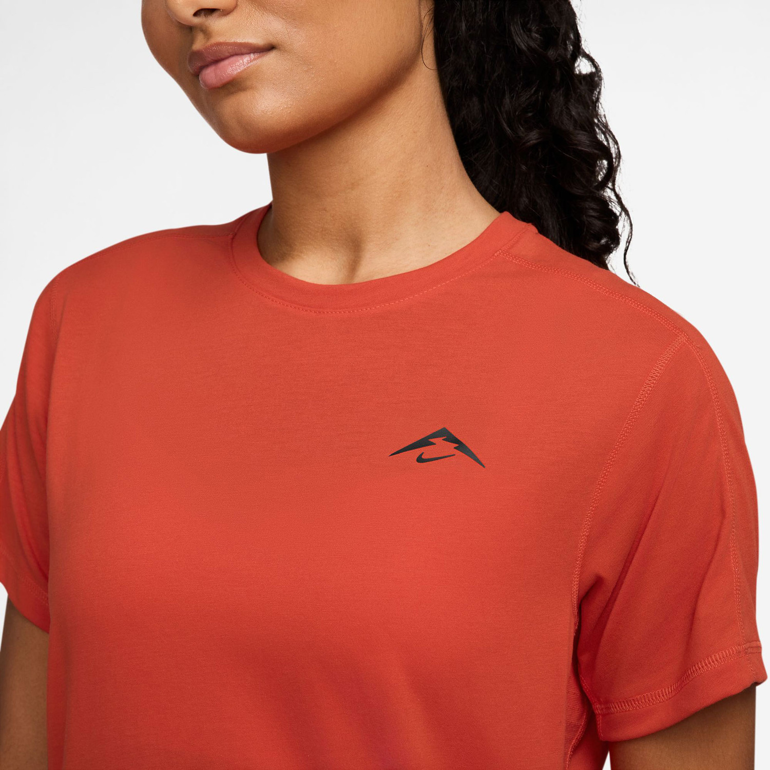 Nike ქალის მაისური
