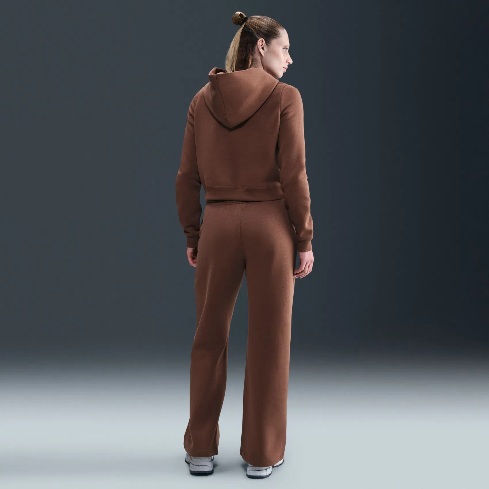 ქალის ჯემპრი