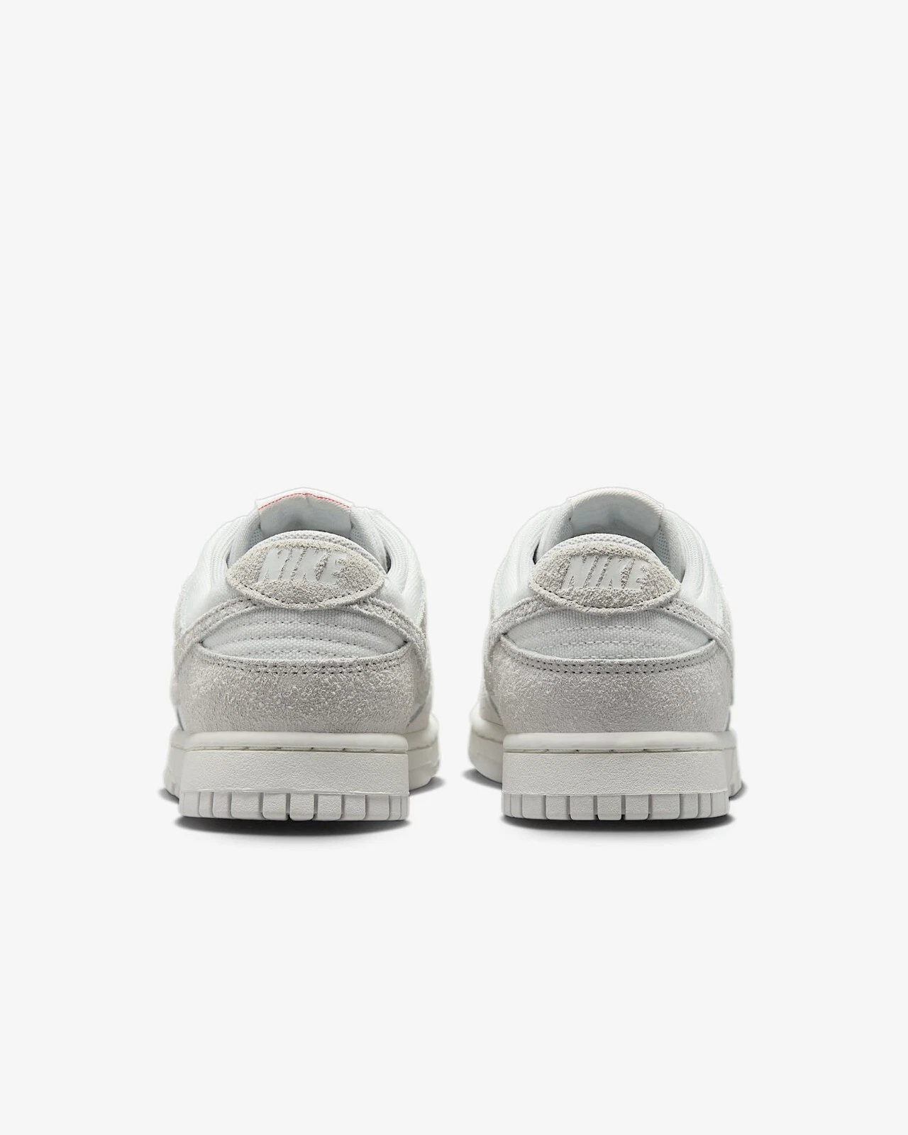 ქალის სპორტული ფეხსაცმელი