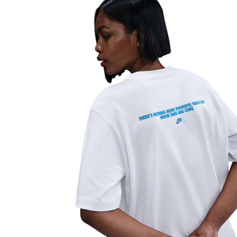 ქალის მაისური