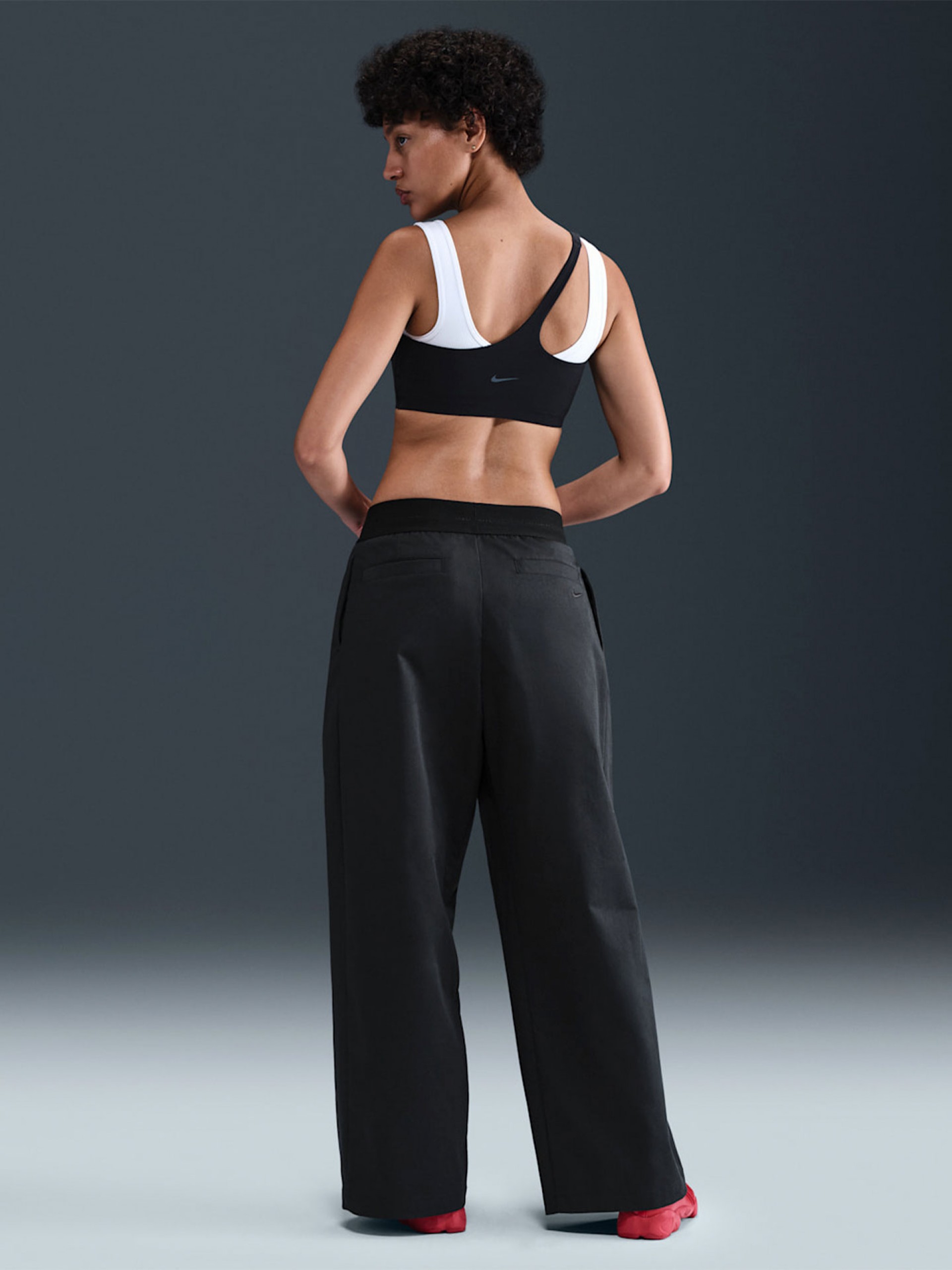 ქალის შარვალი