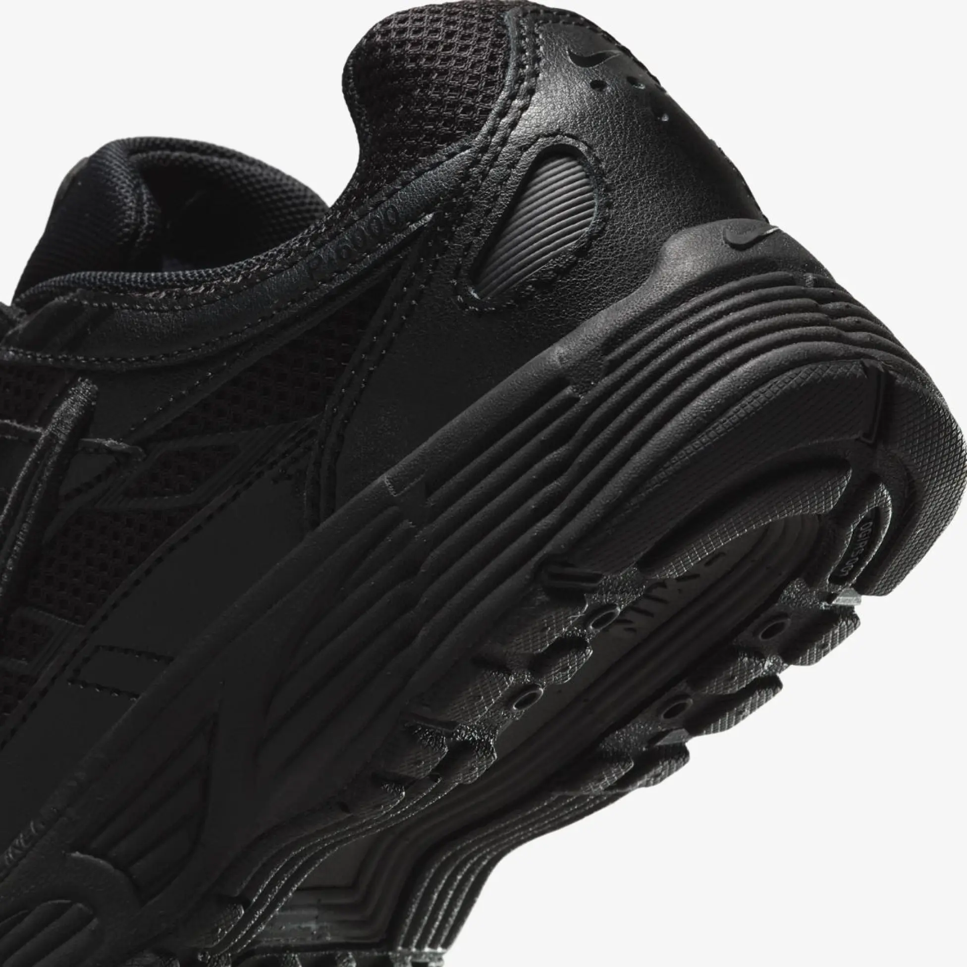 Nike ბავშვის სპორტული ფეხსაცმელი