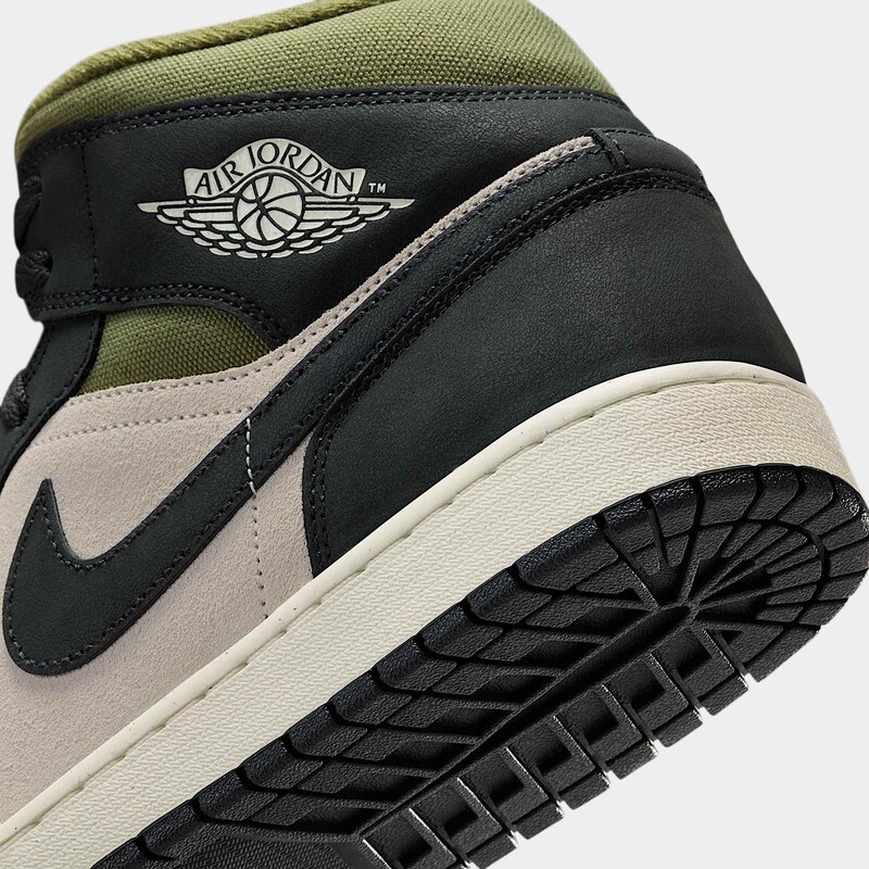 მამაკაცის სპორტული ფეხსაცმელი