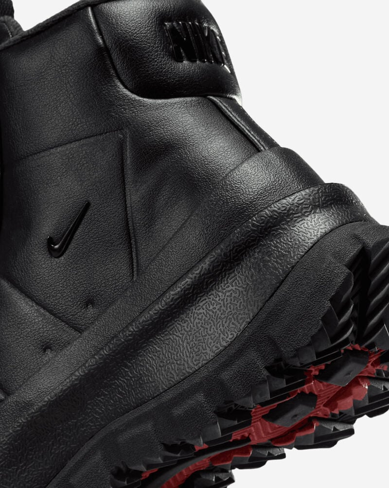 ქალის სპორტული ფეხსაცმელი