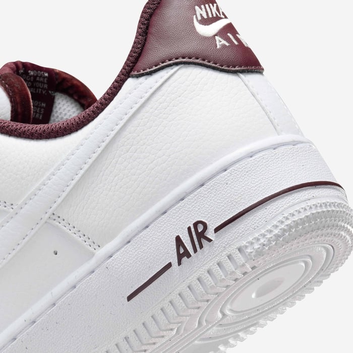 ქალის სპორტული ფეხსაცმელი