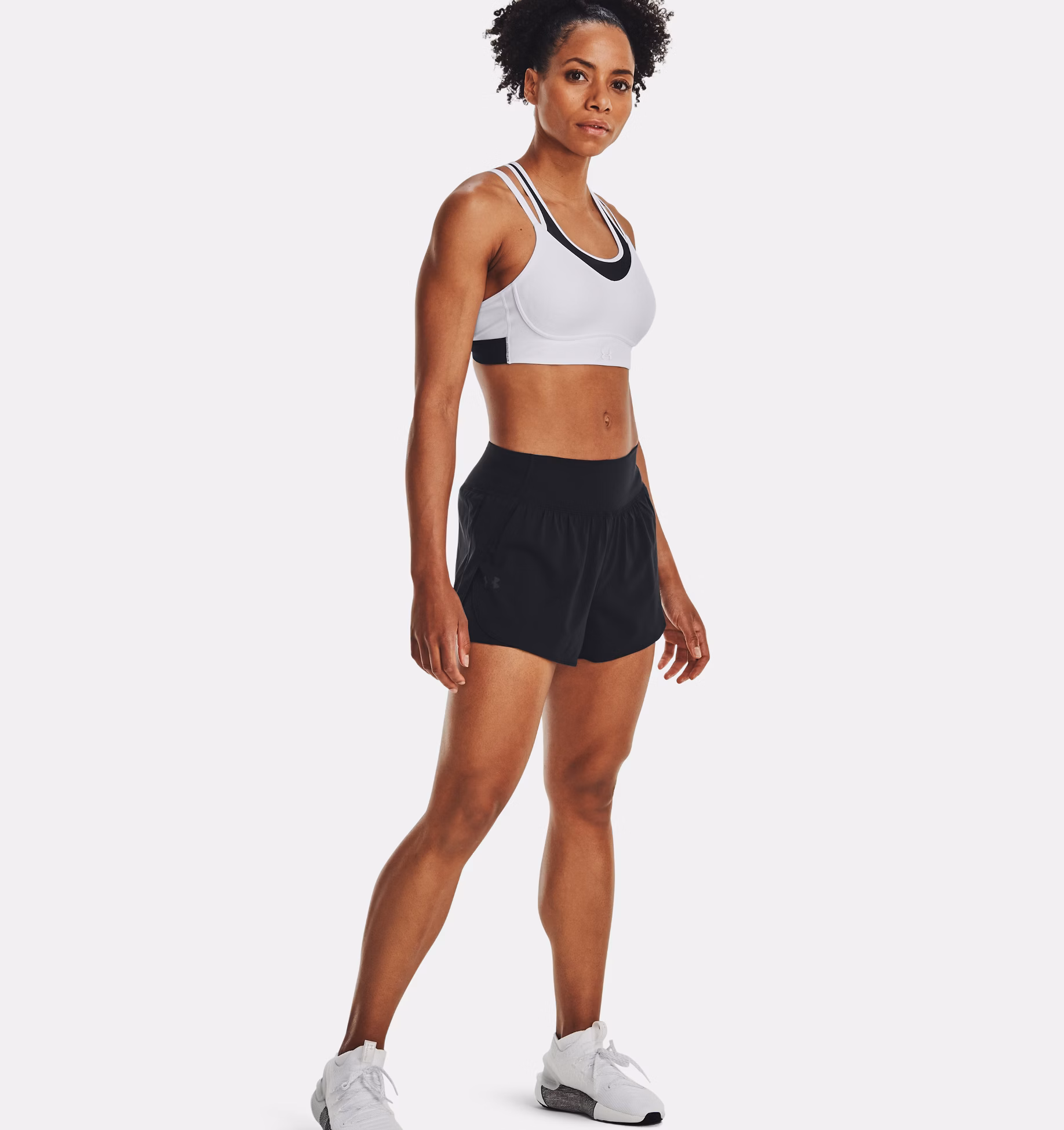 ქალის შორტი