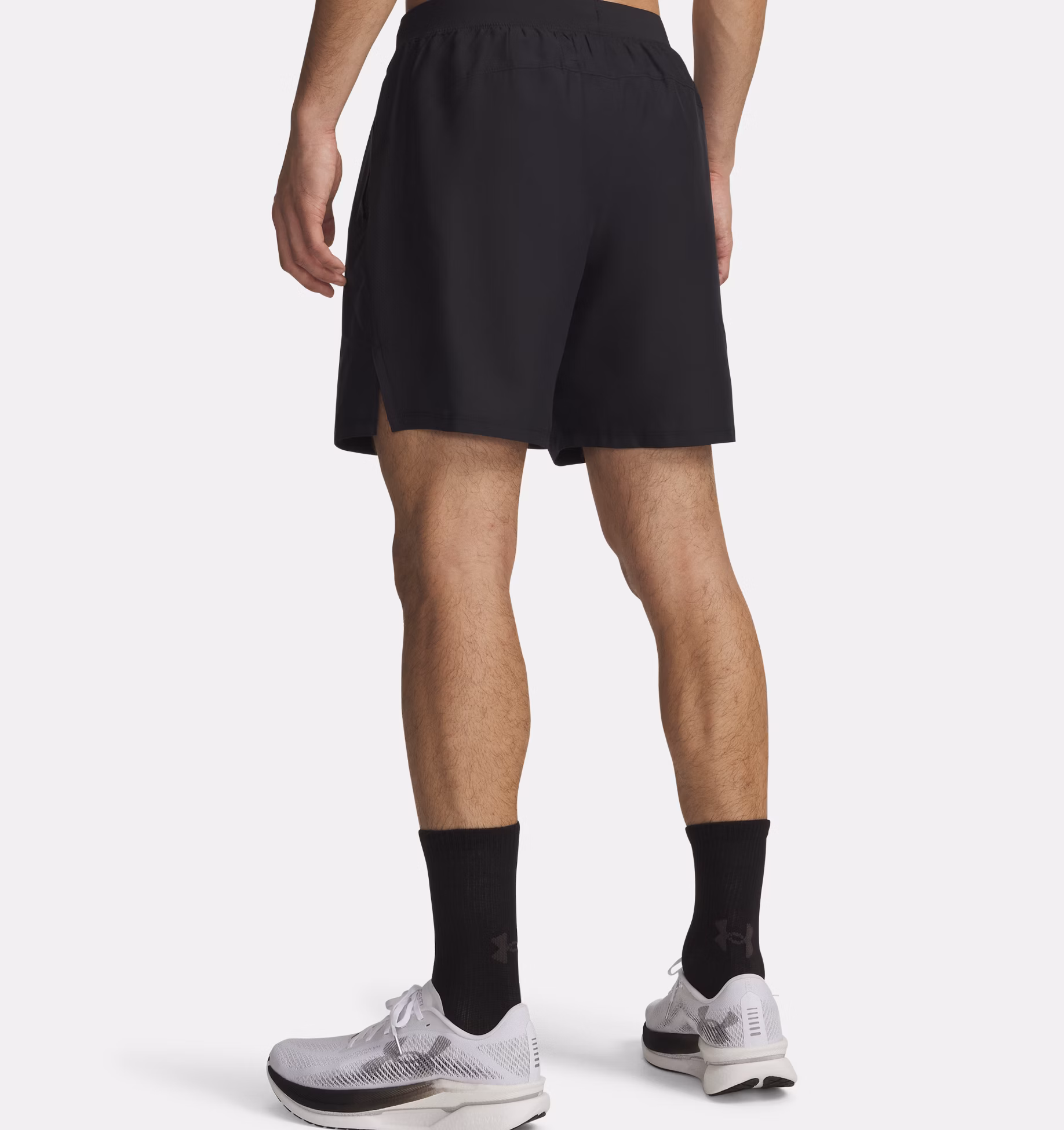 Under Armour მამაკაცის შორტი UA LAUNCH 7'' SHORTS