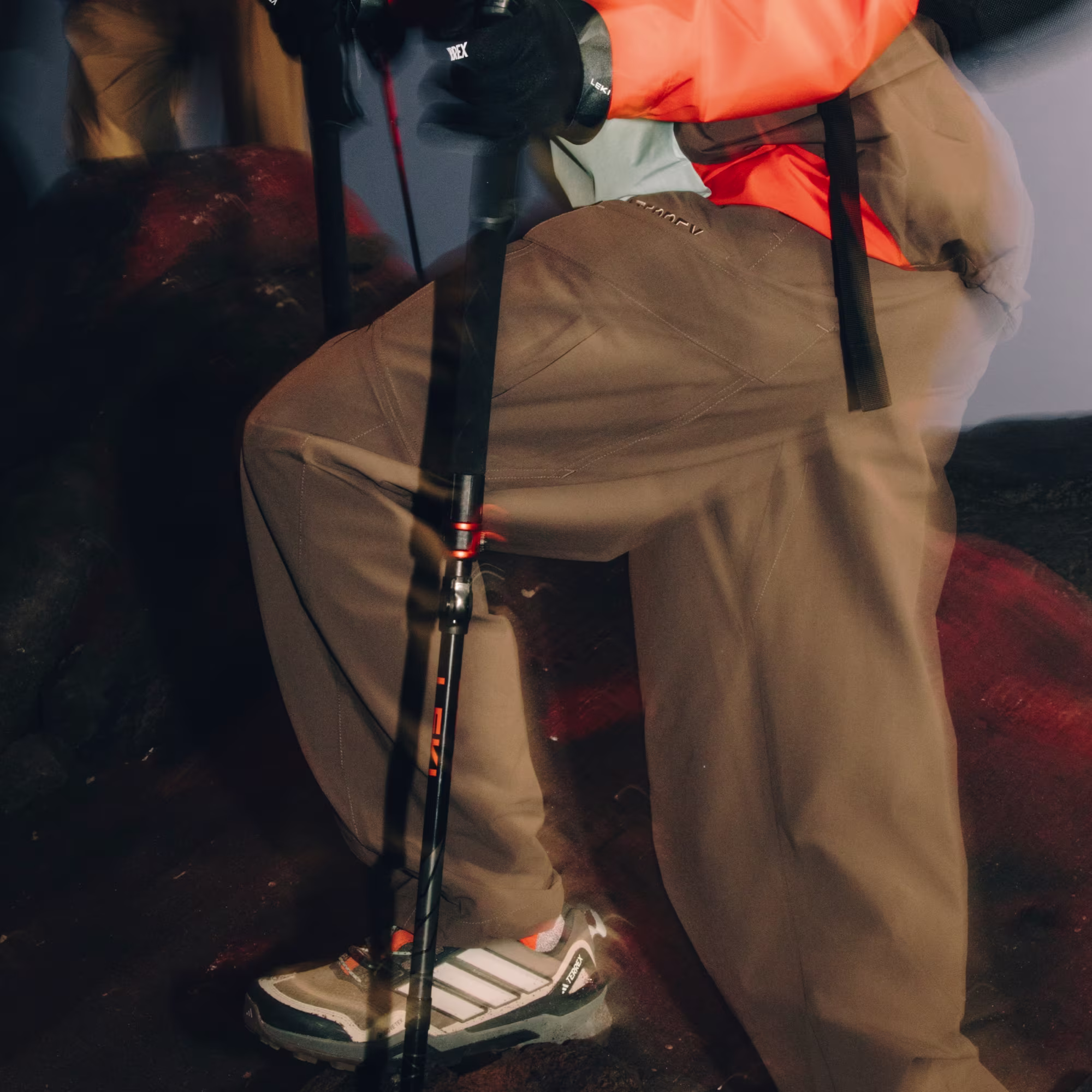 ქალის შარვალი