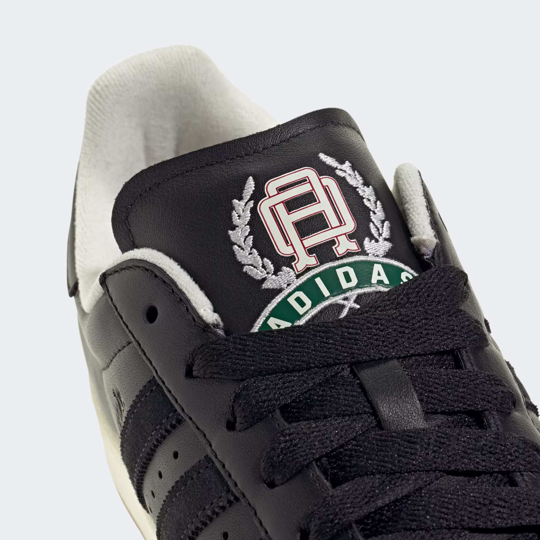 მამაკაცის სპორტული ფეხსაცმელი