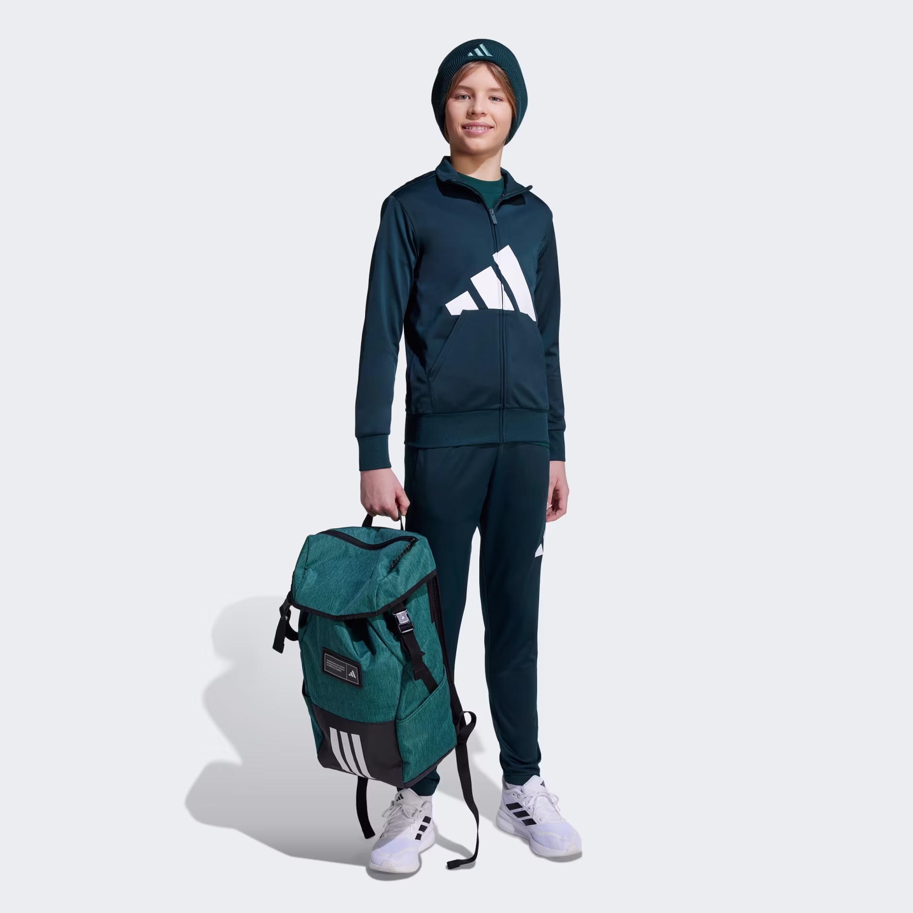 ბავშვის სპორტული კომპლექტი