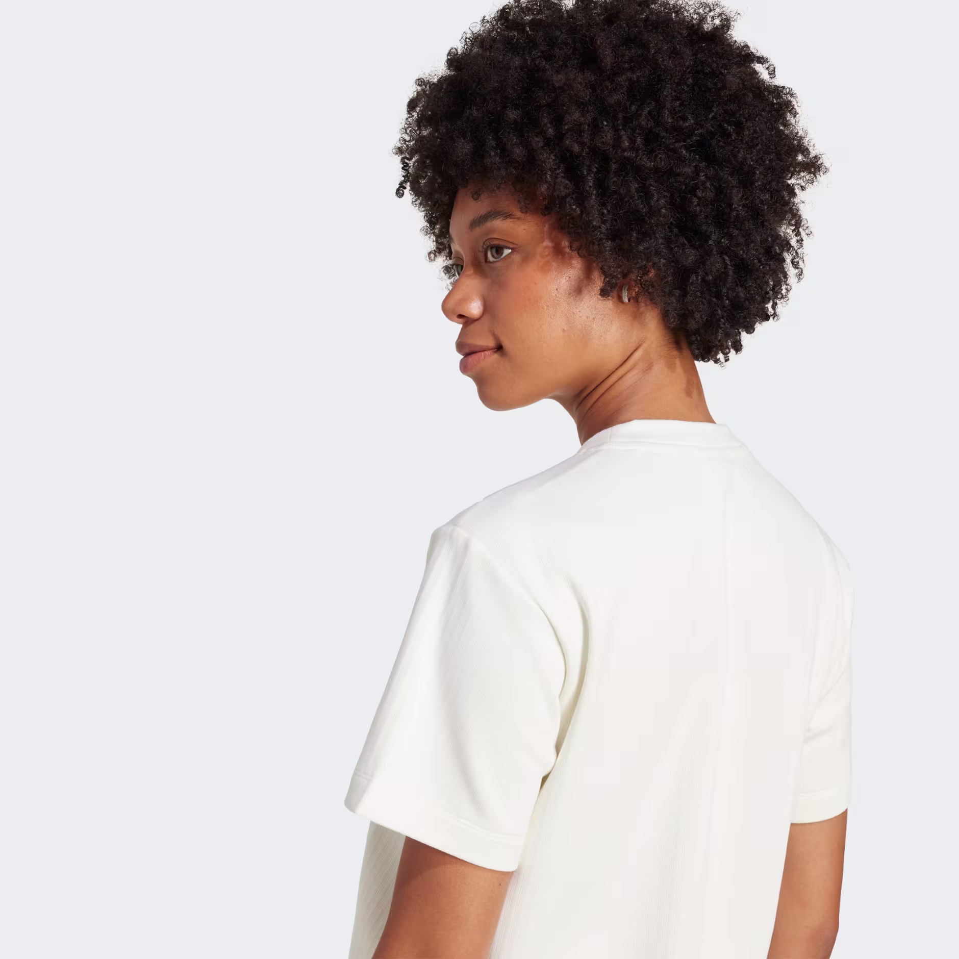 ქალის მაისური