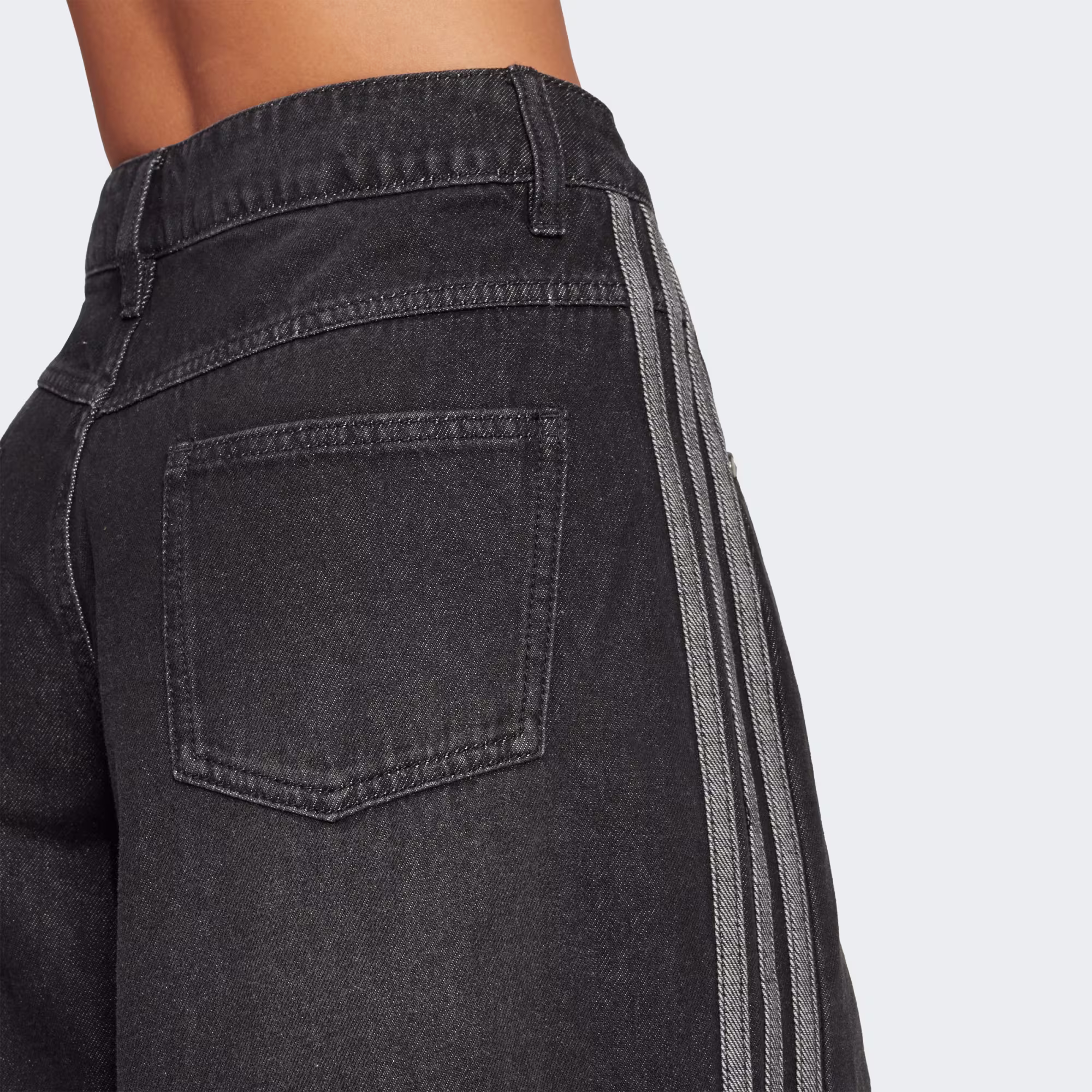 ქალის შარვალი