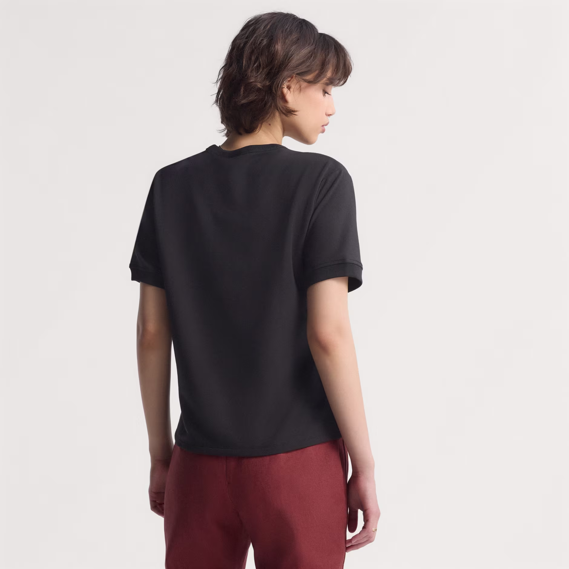 ქალის მაისური