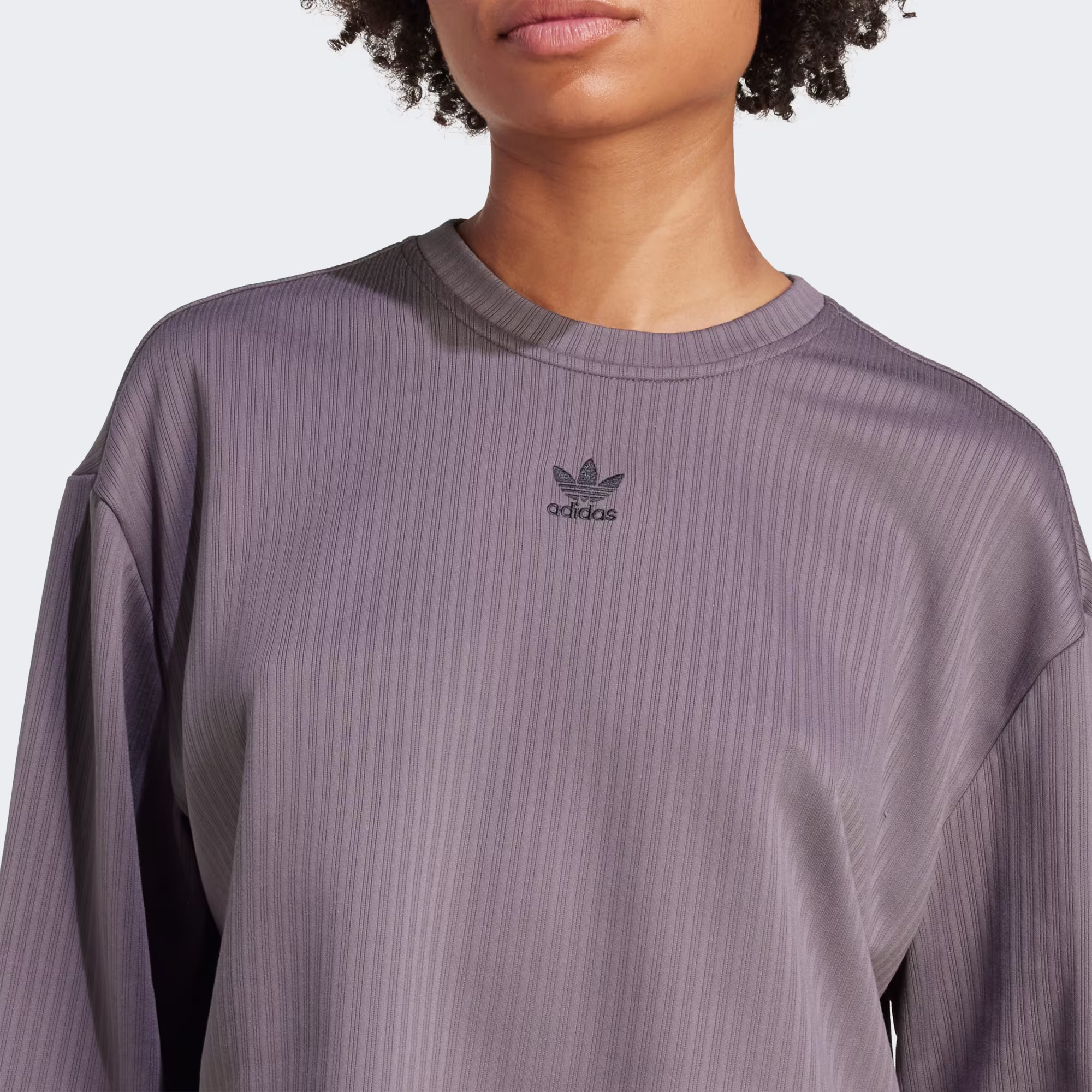 ქალის ჯემპრი