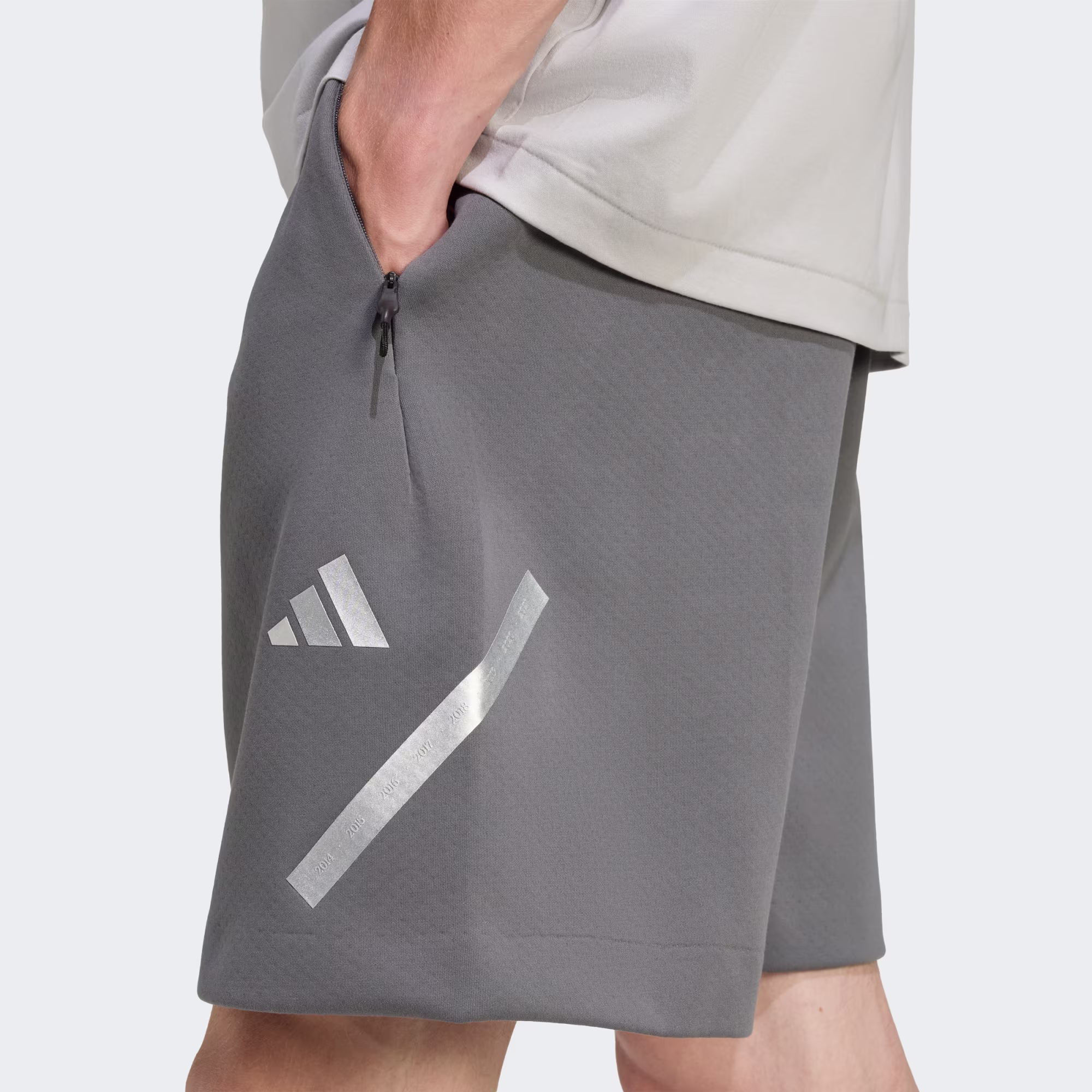 მამაკაცის შორტი