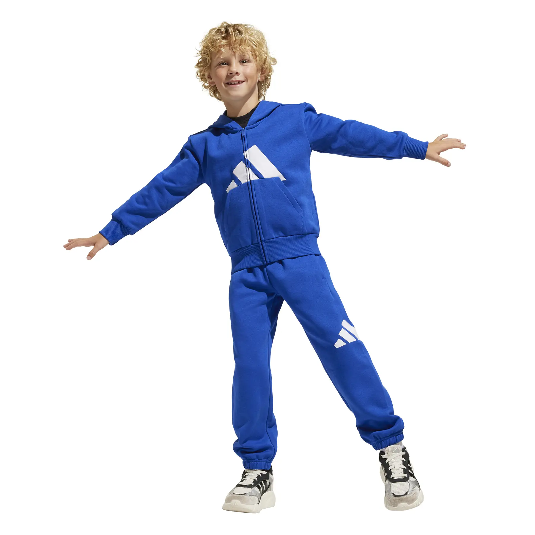 ბავშვის სპორტული კომპლექტი