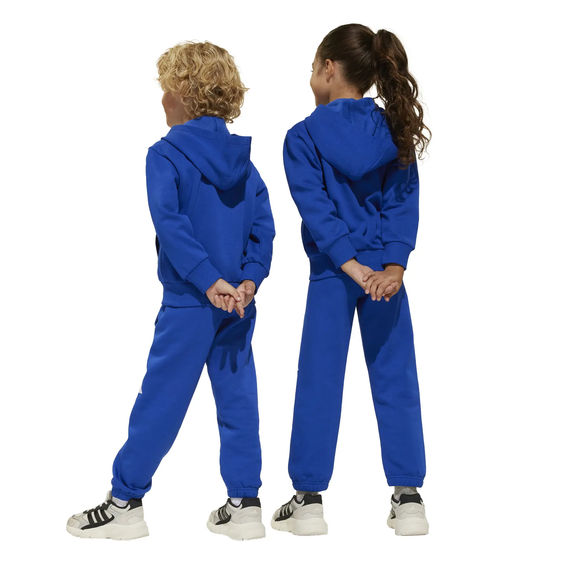 ბავშვის სპორტული კომპლექტი