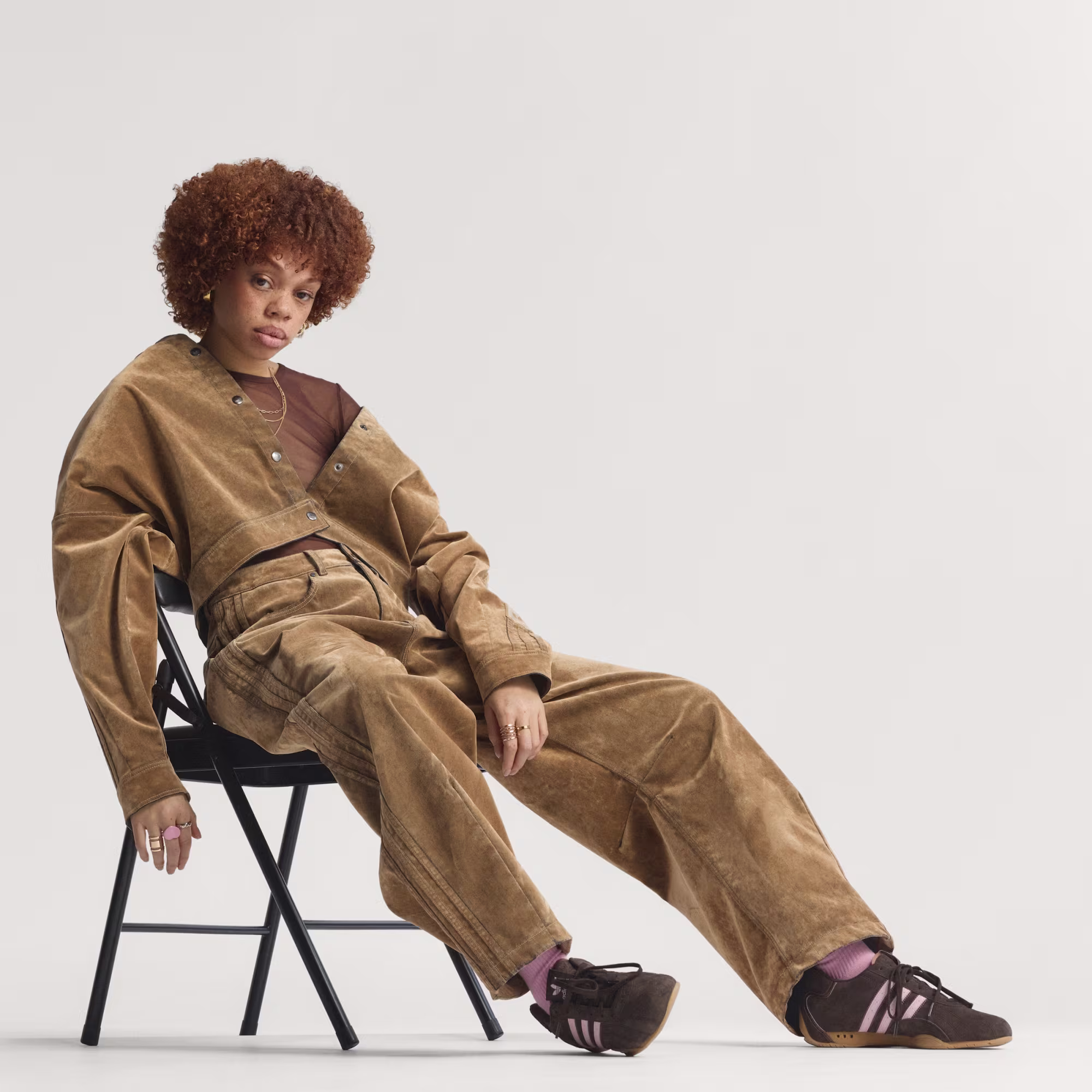 ქალის შარვალი