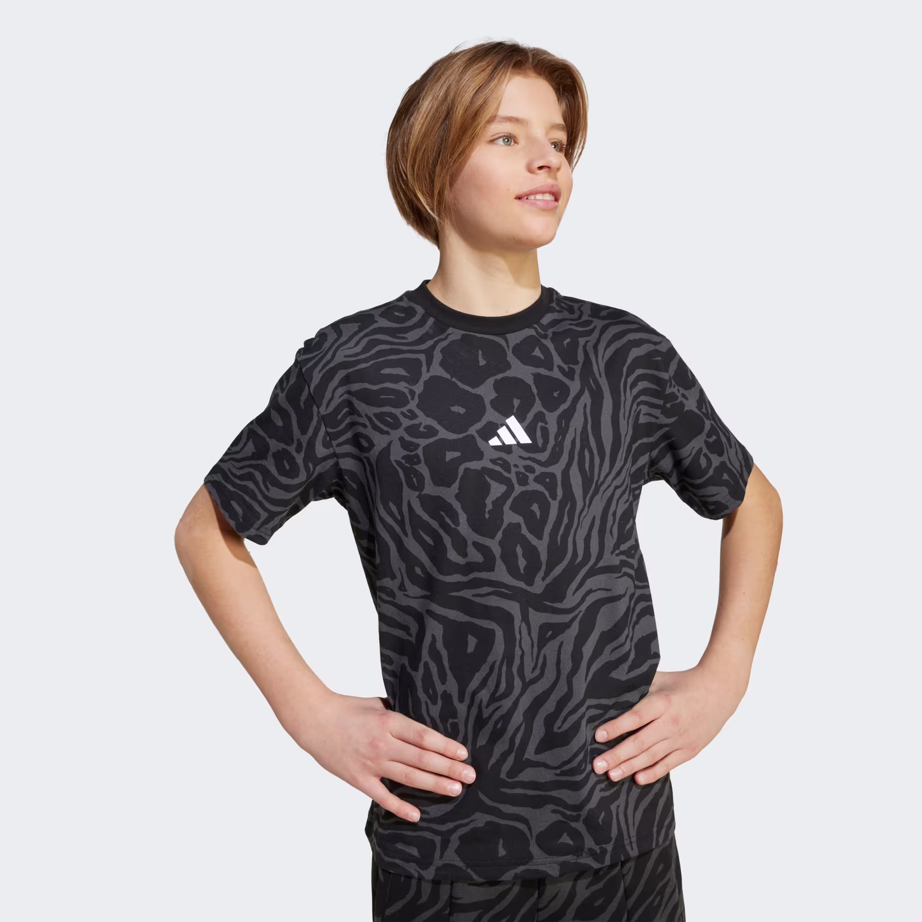 Adidas ბავშვის მაისური