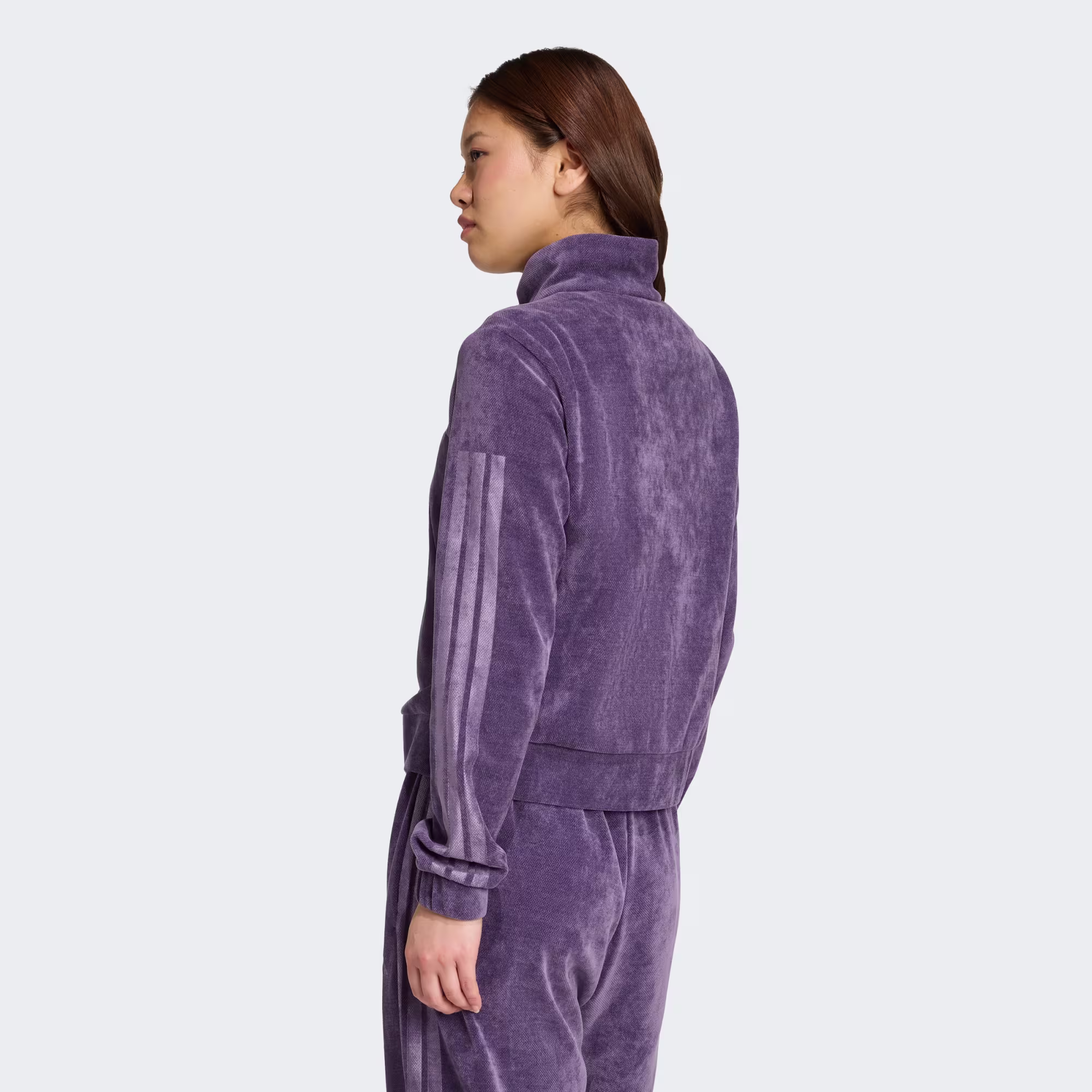 ქალის ჯემპრი