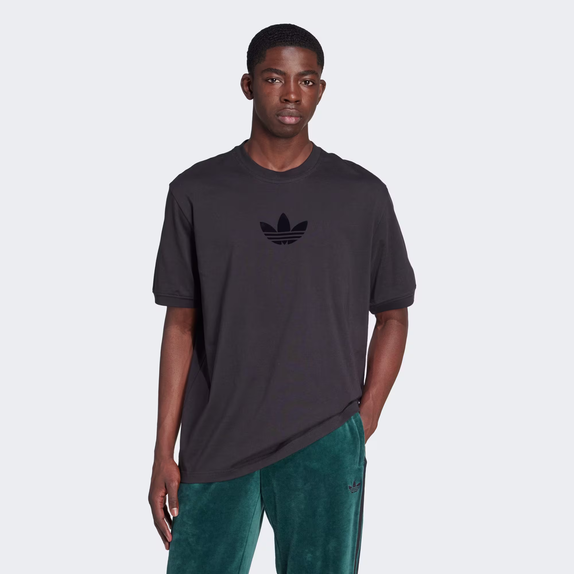 Adidas მამაკაცის მაისური