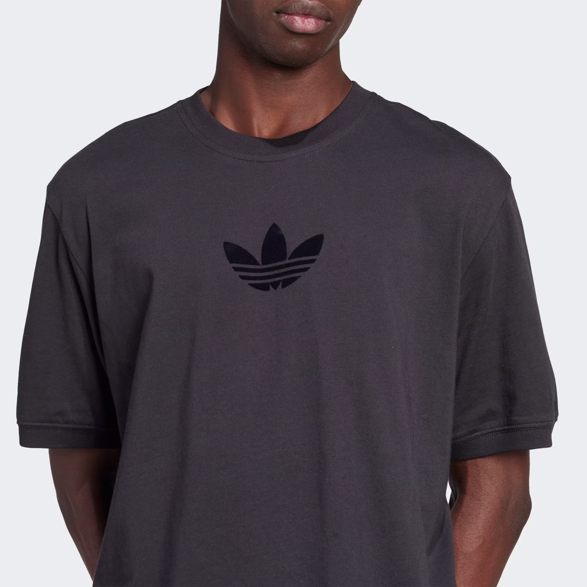 Adidas მამაკაცის მაისური