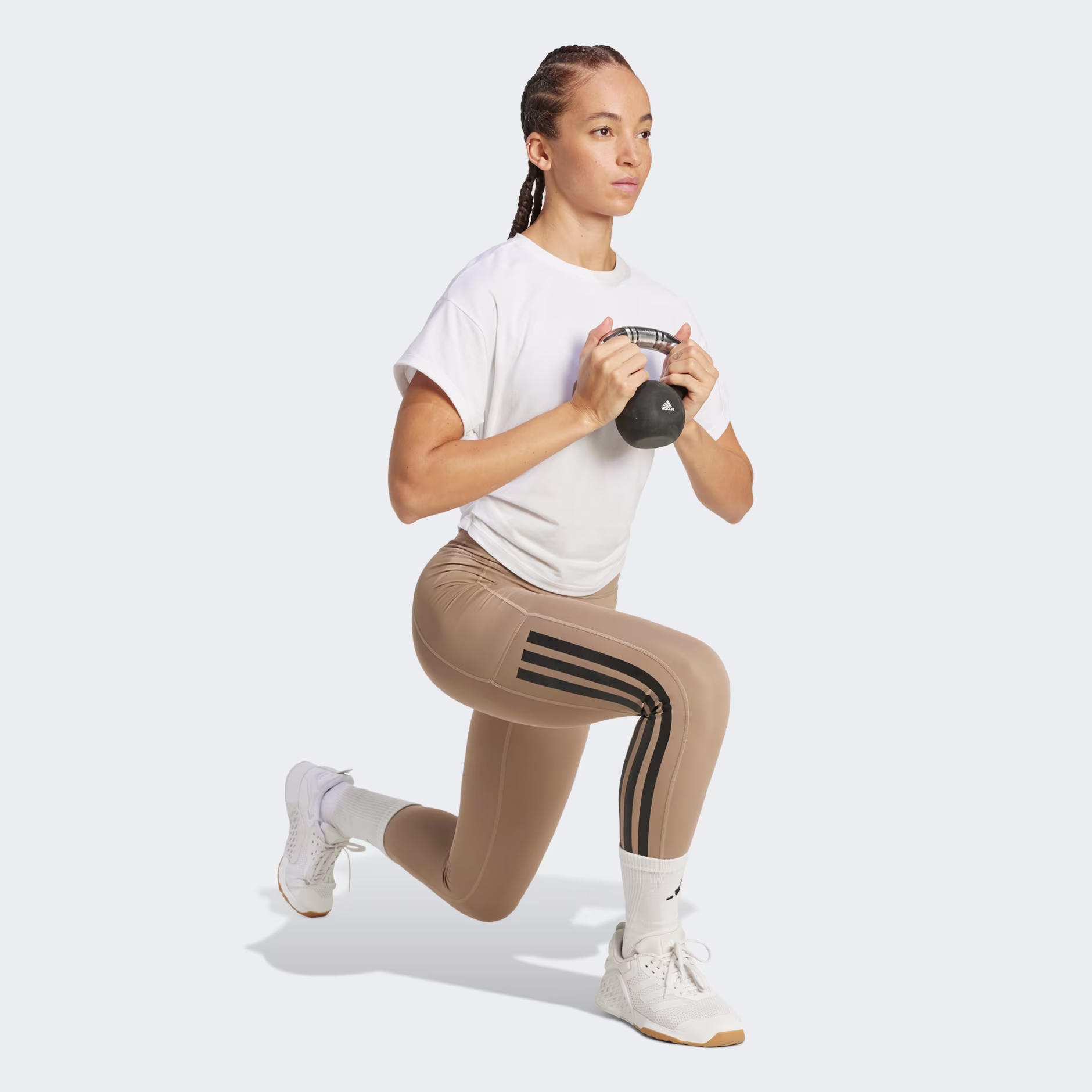 ქალის მაისური