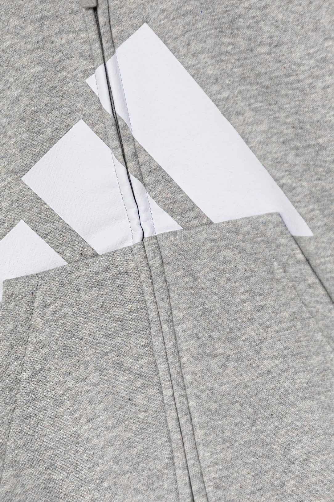 ბავშვის სპორტული კომპლექტი