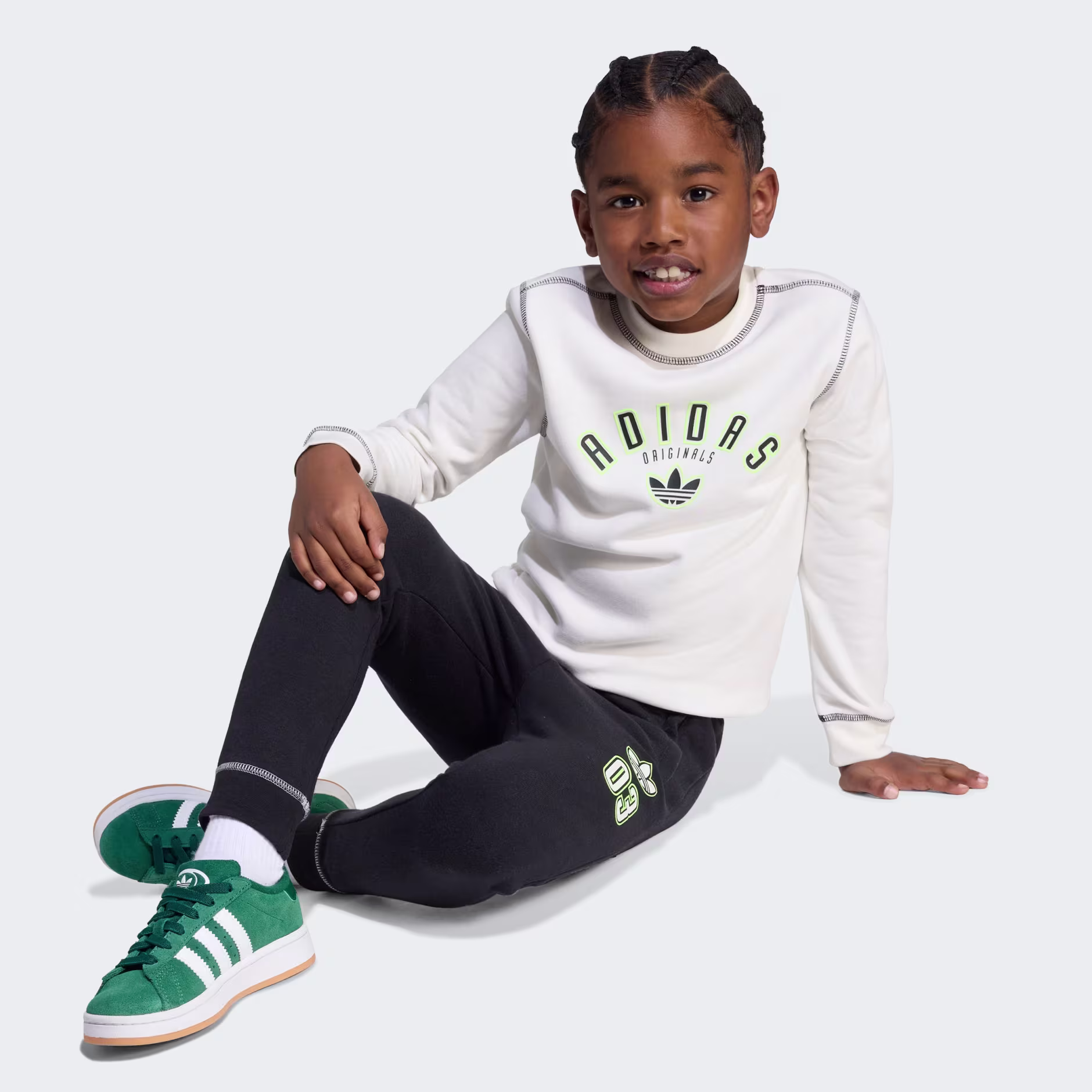 ბავშვის სპორტული კომპლექტი