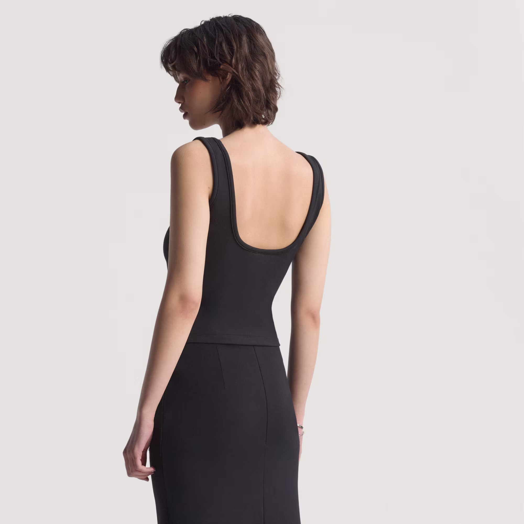 ქალის მაისური