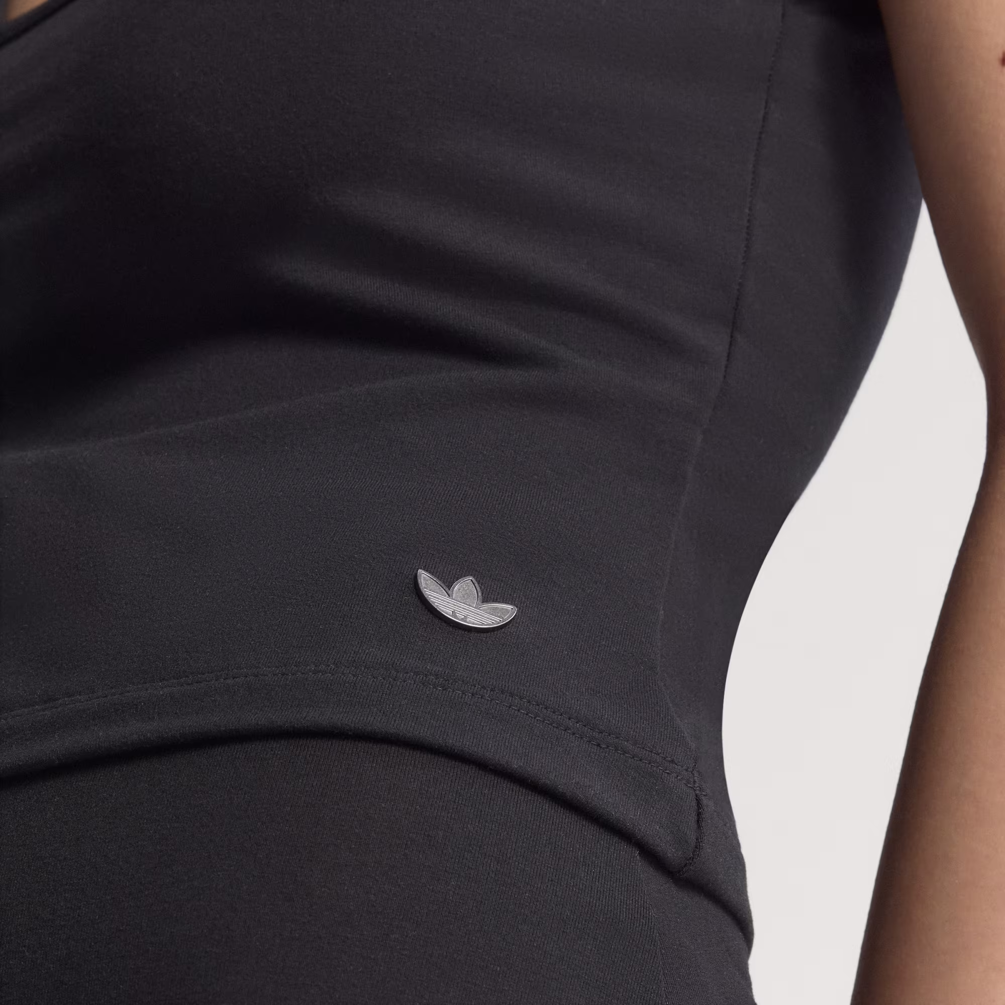 ქალის მაისური