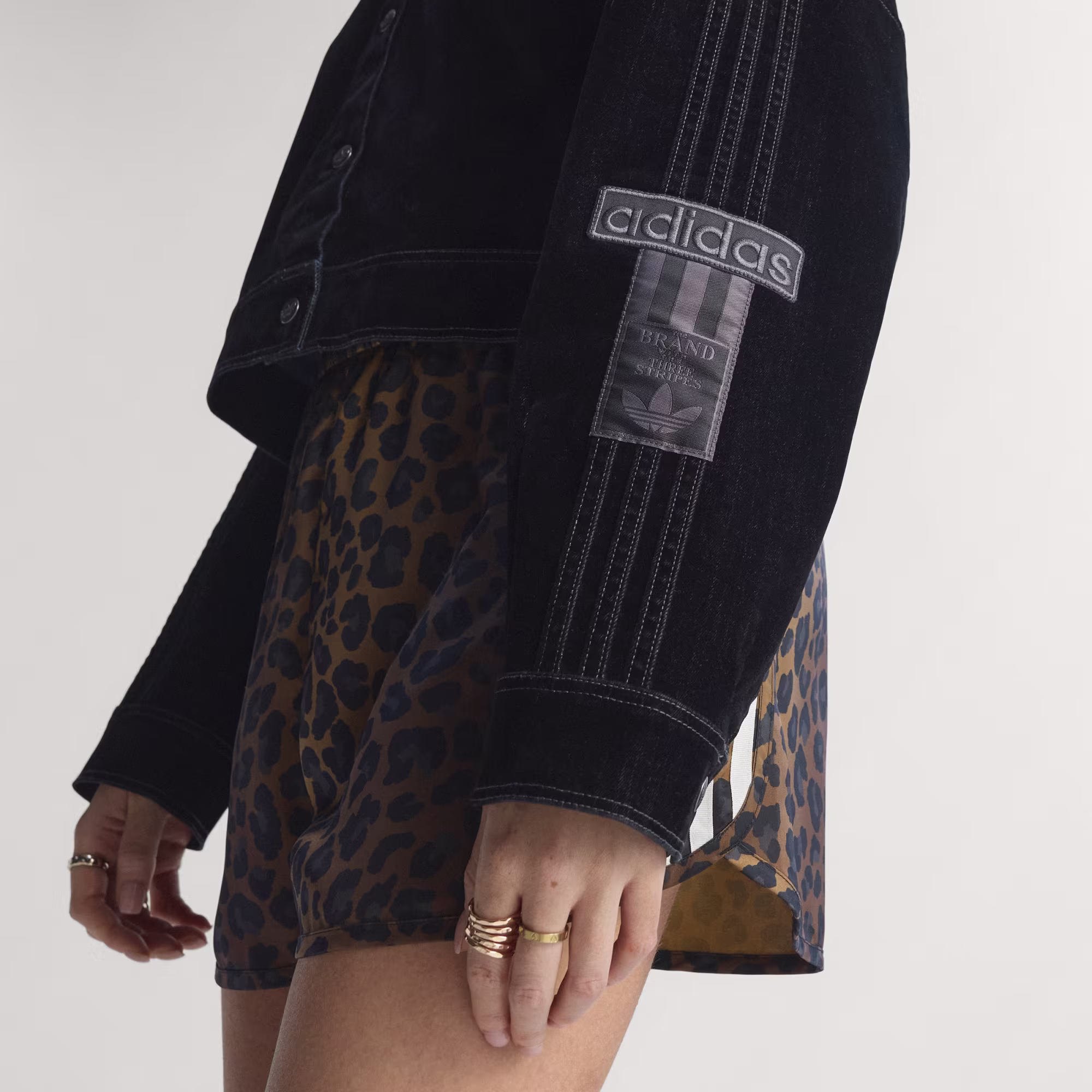 ქალის  ქურთუკი