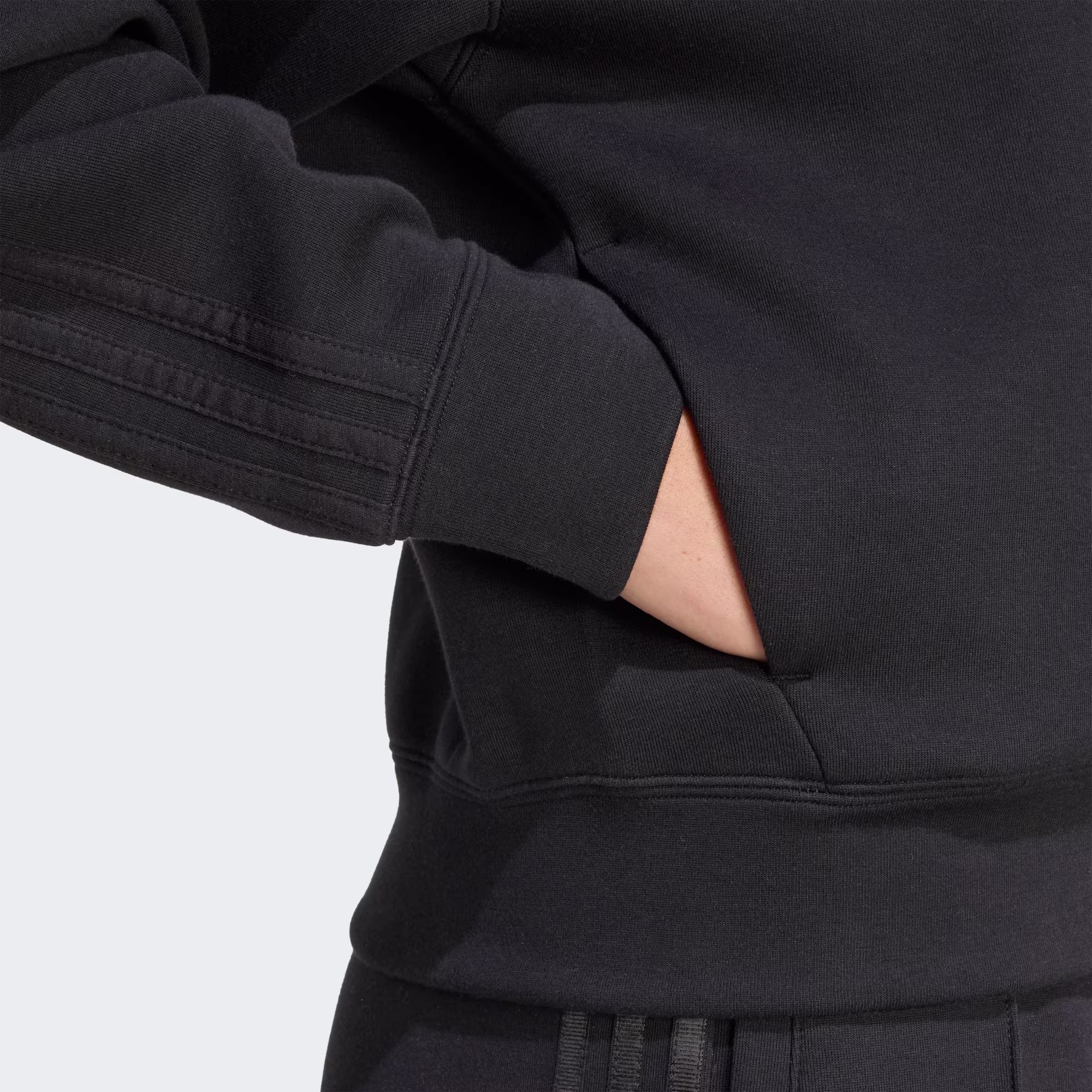 ქალის ჯემპრი