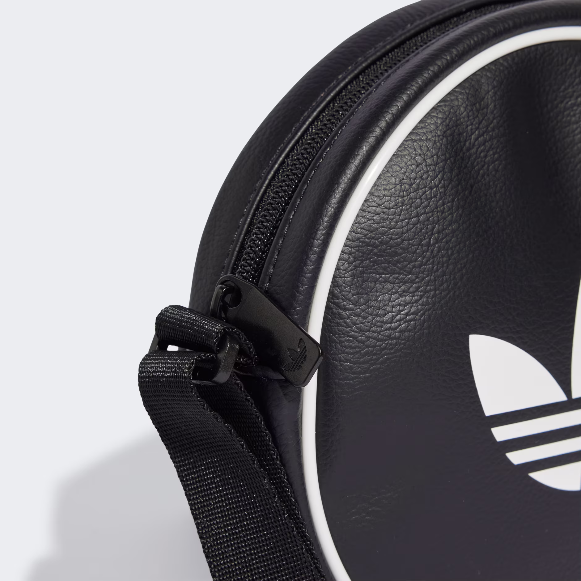 Adidas ჩანთა