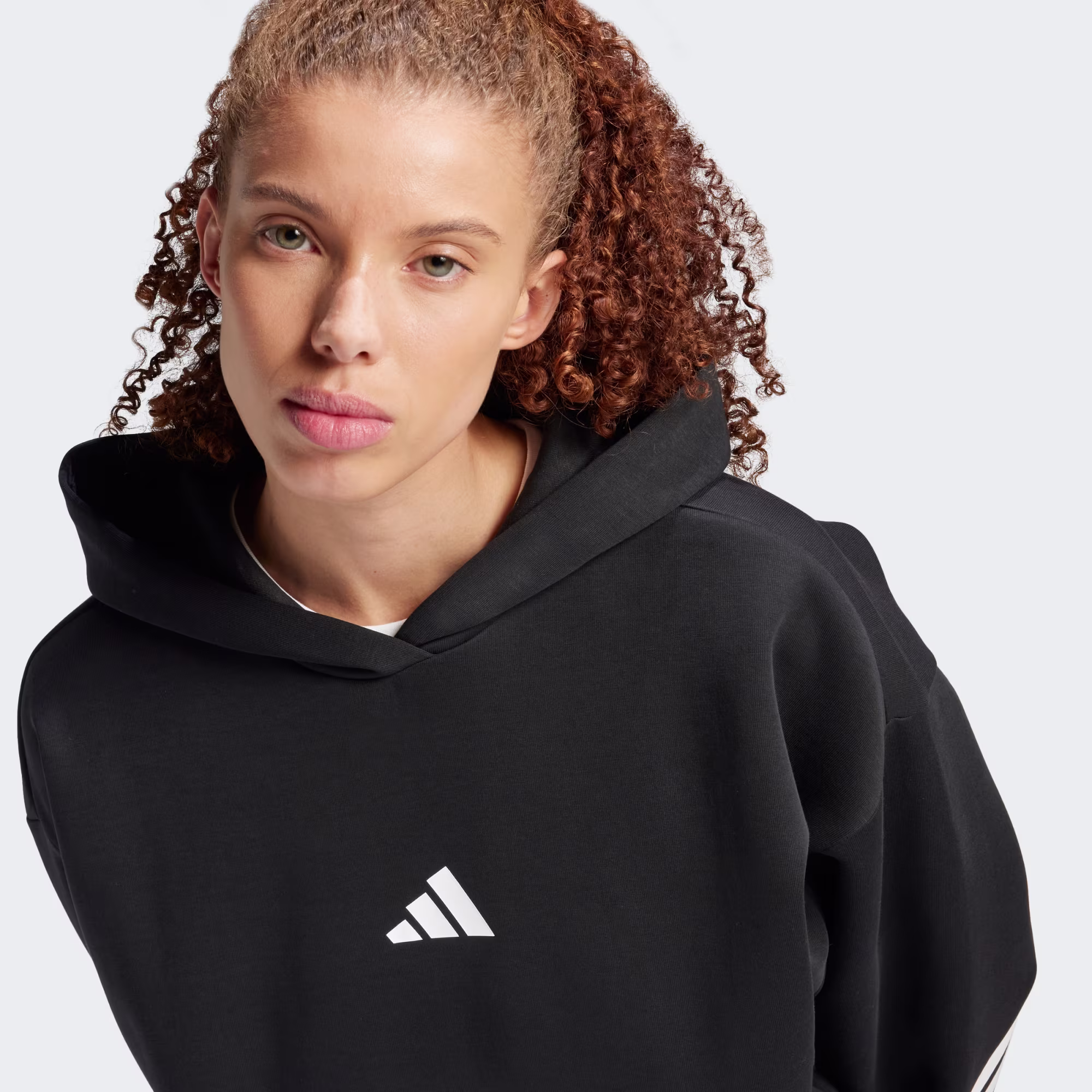 Adidas ქალის ჯემპრი W FI 3S OH HD